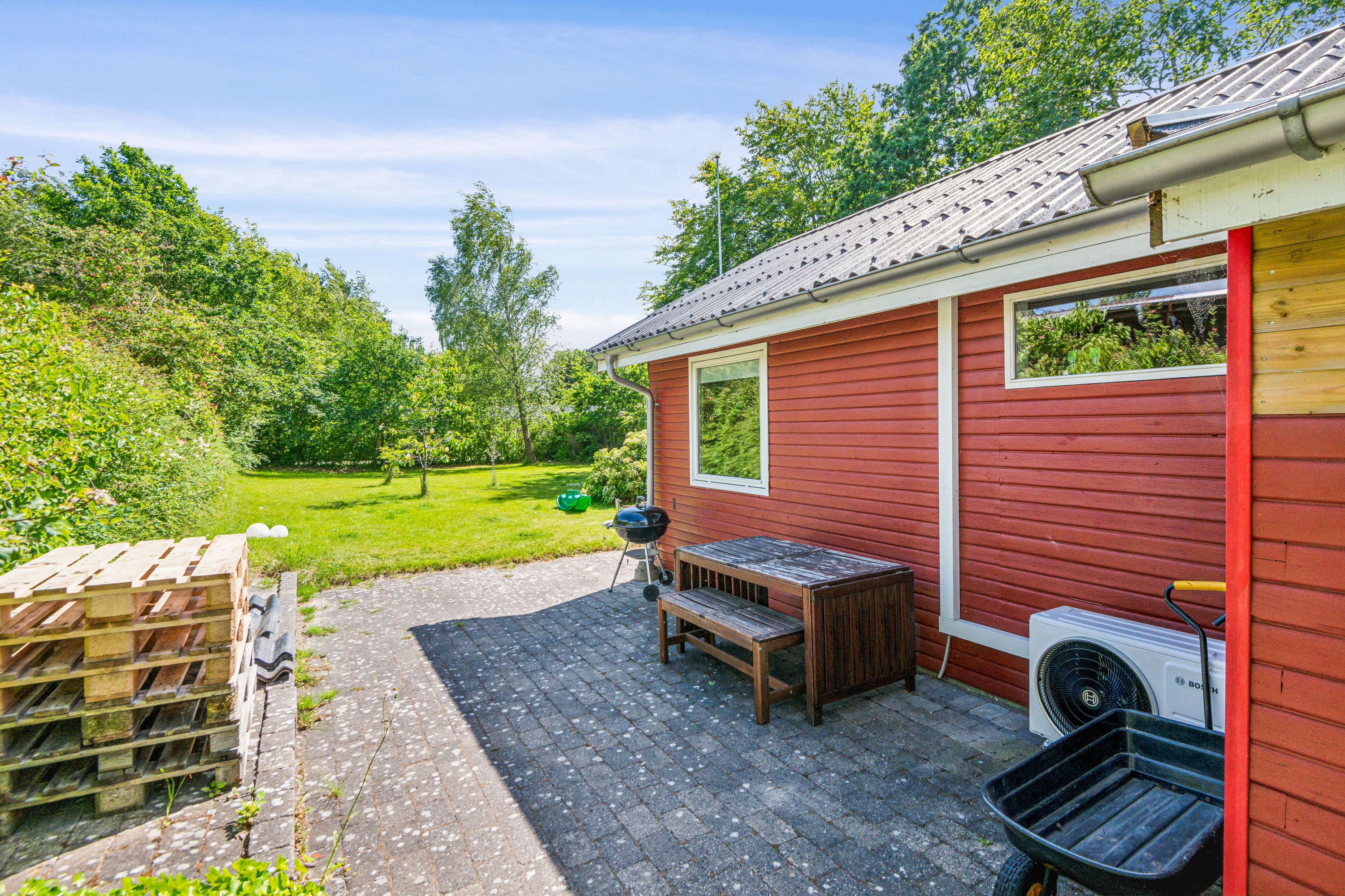 Fremhævet ejendom 1 billede i fuldskærmstilstand. Billede af Ålerusen 47, 9240 Nibe