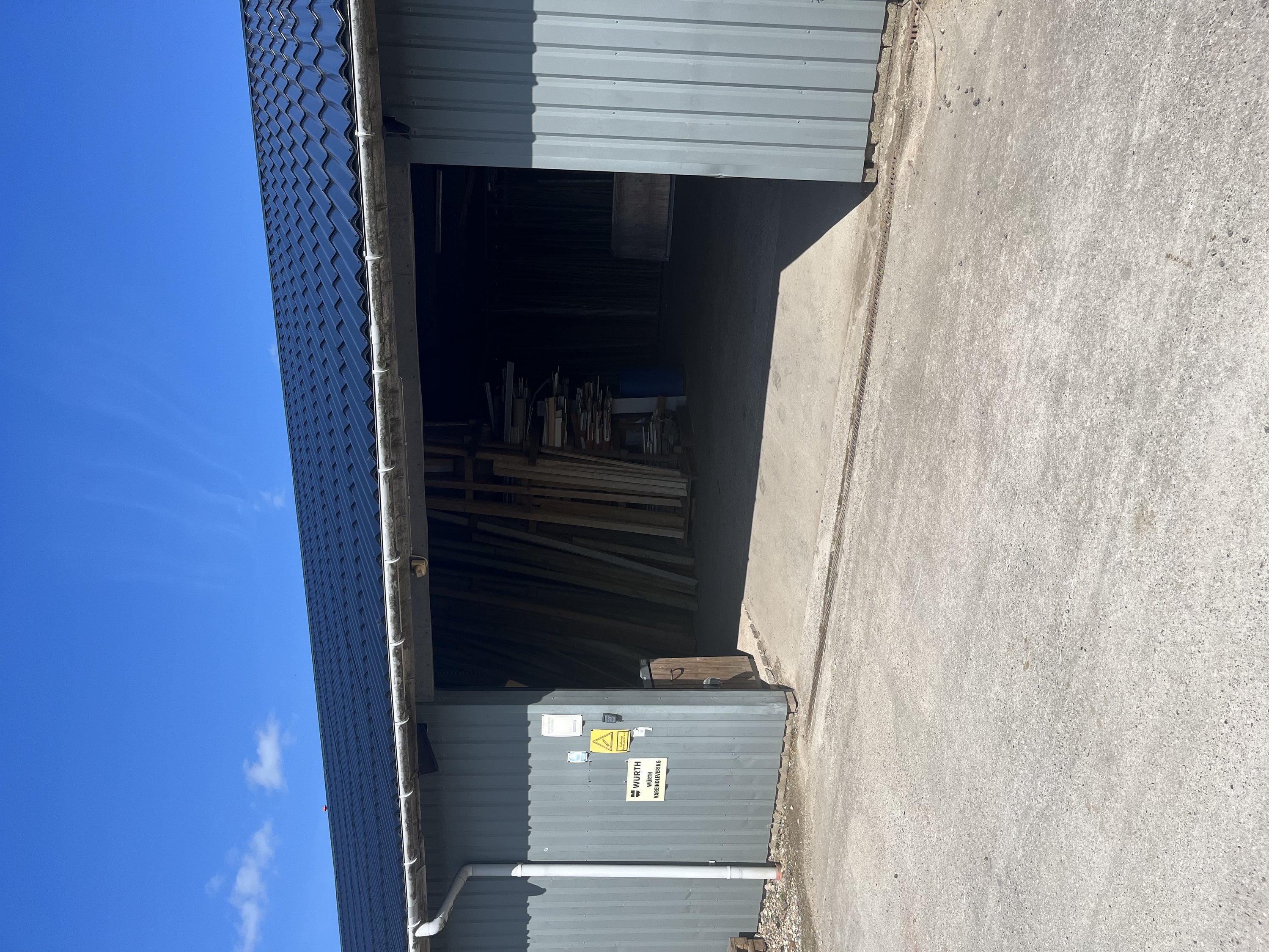 Fremhævet garage billede i fuldskærmstilstand. Billede af Holmedal 52, Voerladegård, 8660 Skanderborg