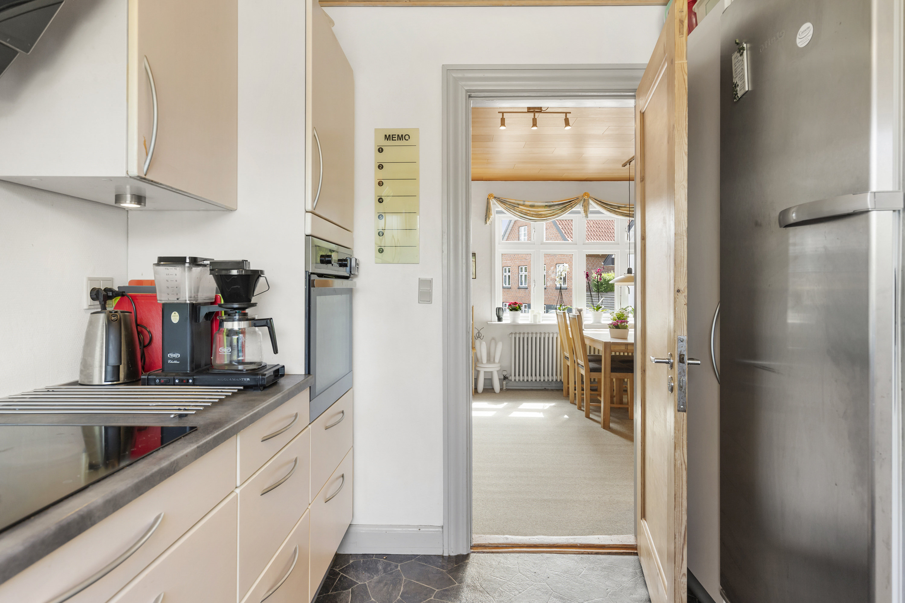 Fremhævet køkken billede i fuldskærmstilstand. Billede af Stejlmosevej 14, 9600 Aars