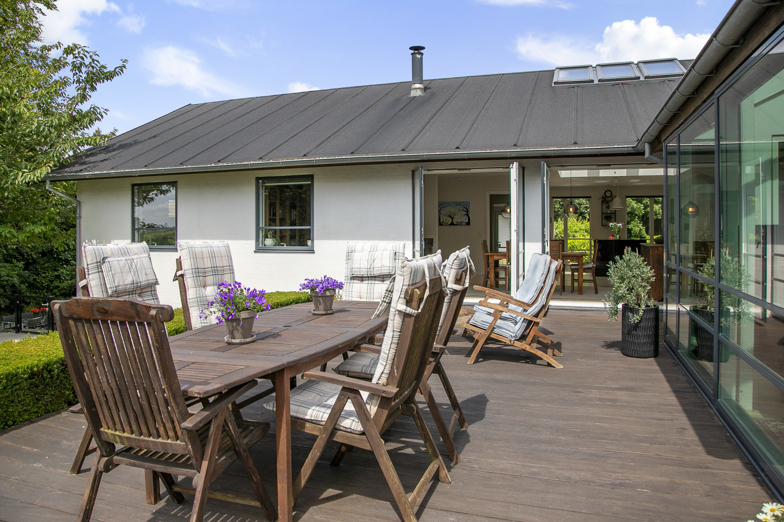 Fremhævet terrasse billede i fuldskærmstilstand. Billede af Gamborgvej 8, Havbro, 9600 Aars