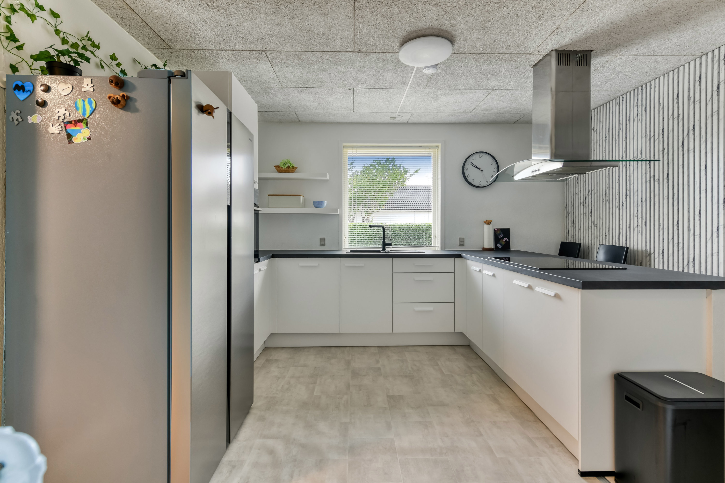 Fremhævet køkken billede i fuldskærmstilstand. Billede af Rugvangen 3, 6705 Esbjerg Ø