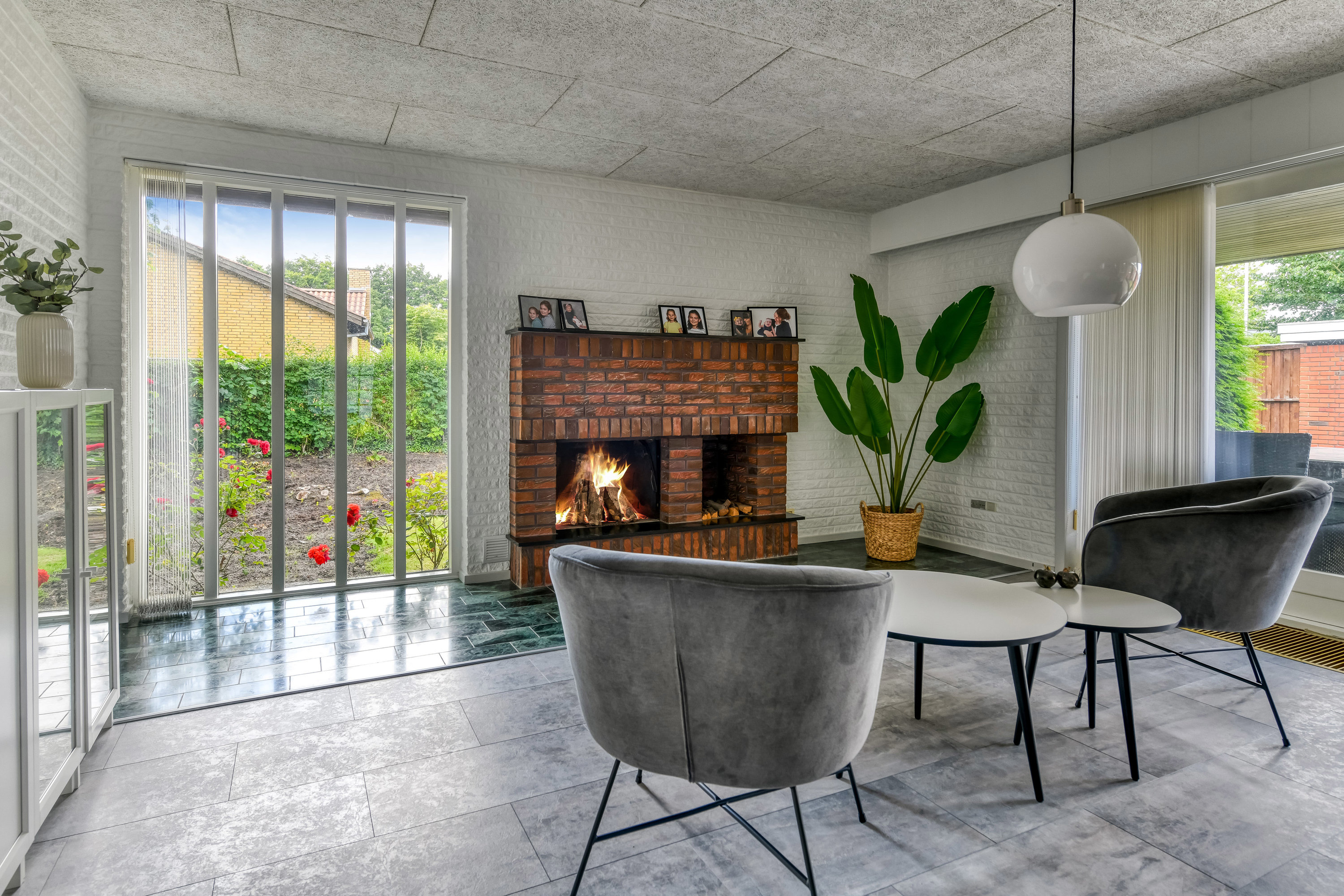 Fremhævet stue billede i fuldskærmstilstand. Billede af Rugvangen 3, 6705 Esbjerg Ø