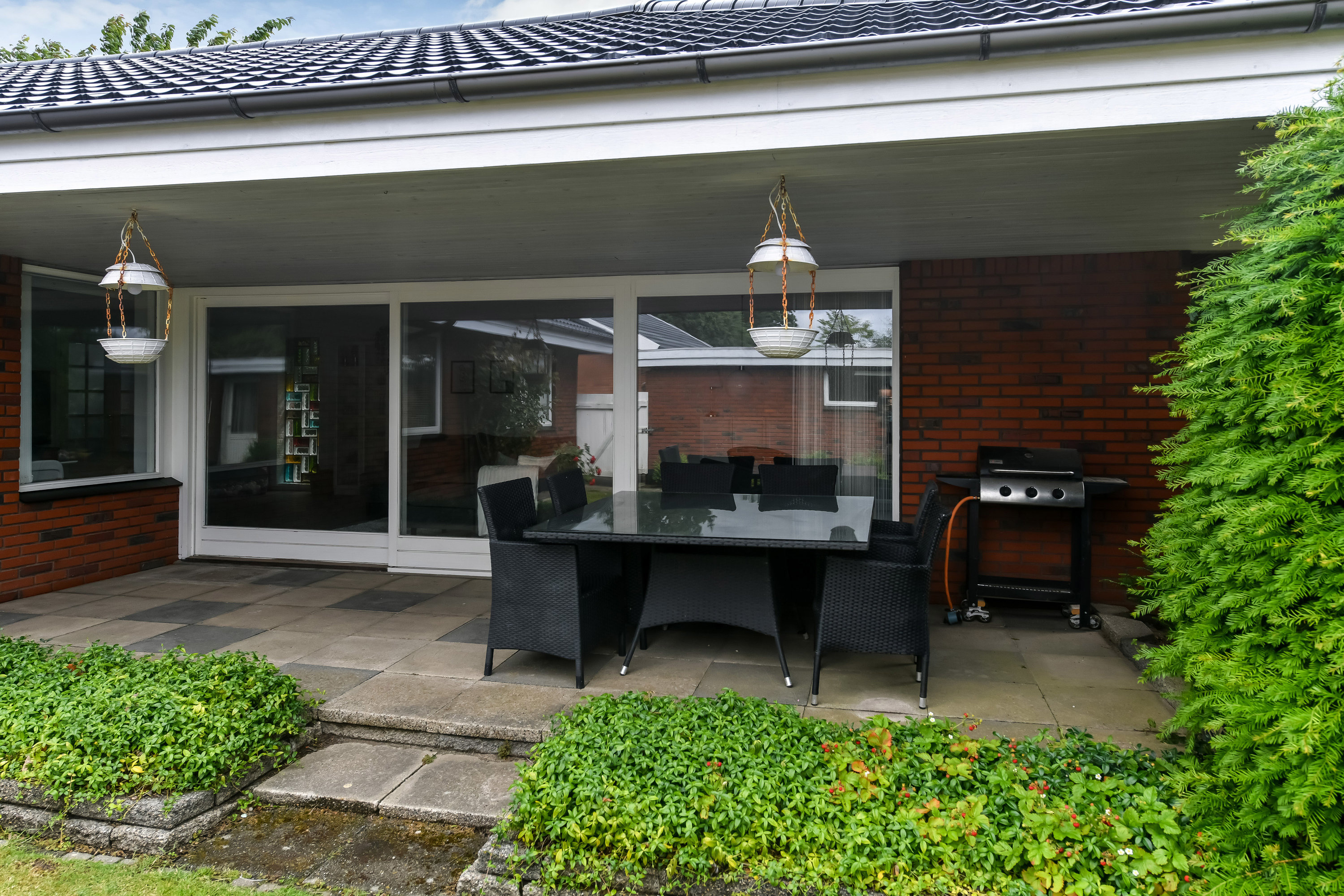 Fremhævet terrasse billede i fuldskærmstilstand. Billede af Rugvangen 3, 6705 Esbjerg Ø