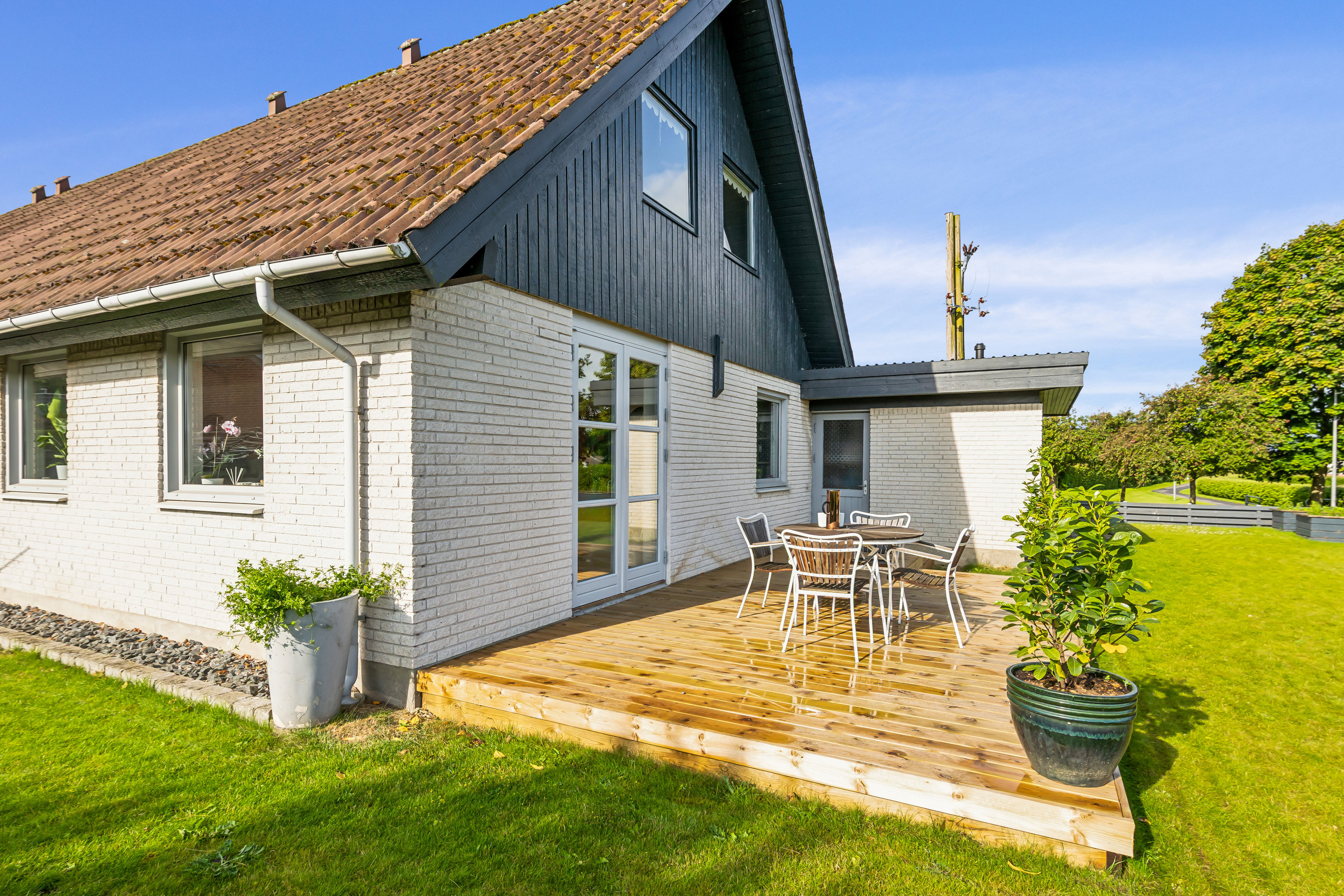 Fremhævet ejendom billede i fuldskærmstilstand. Billede af Kærsangervej 14, 8860 Ulstrup