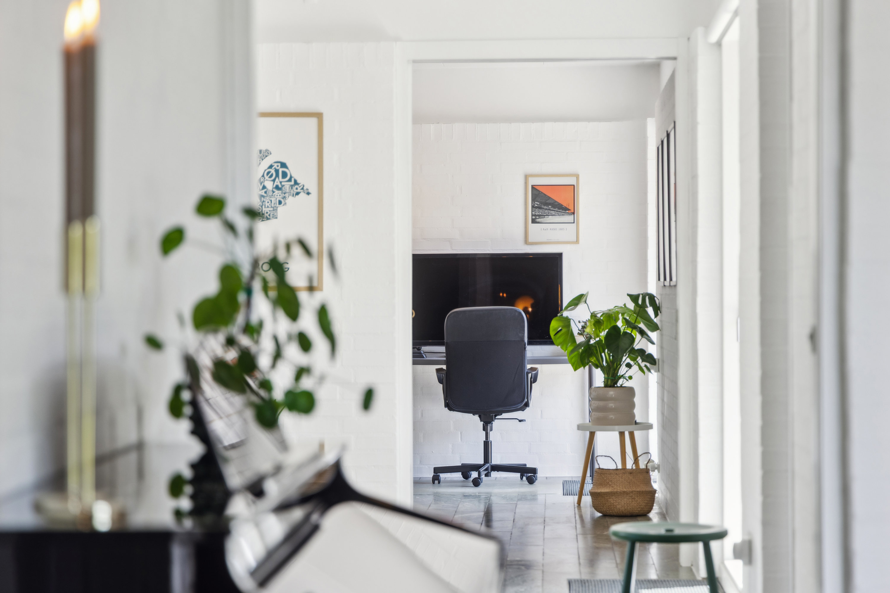 Fremhævet stue billede i fuldskærmstilstand. Billede af Toftesvinget 8, 9440 Aabybro