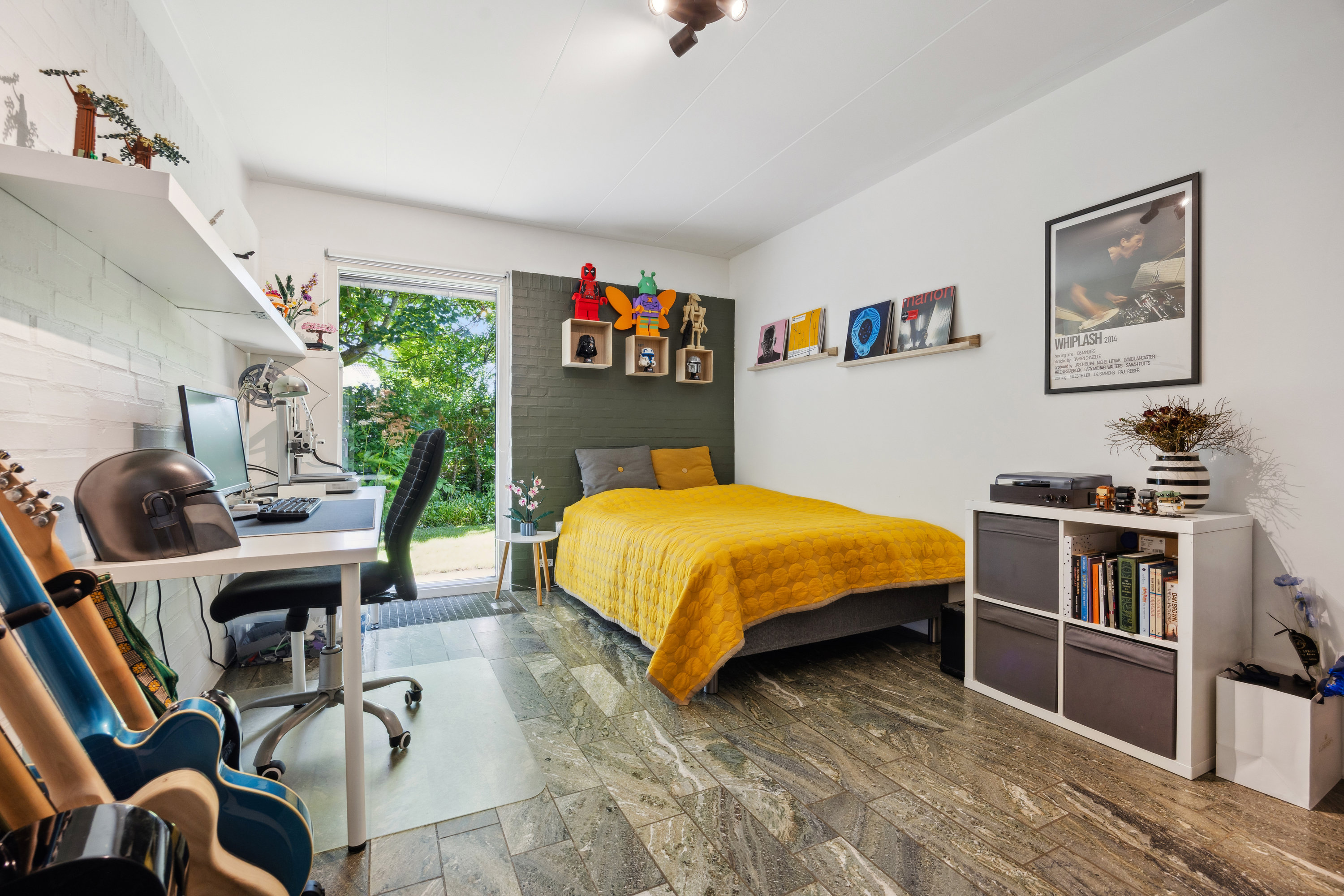 Fremhævet stue billede i fuldskærmstilstand. Billede af Toftesvinget 8, 9440 Aabybro