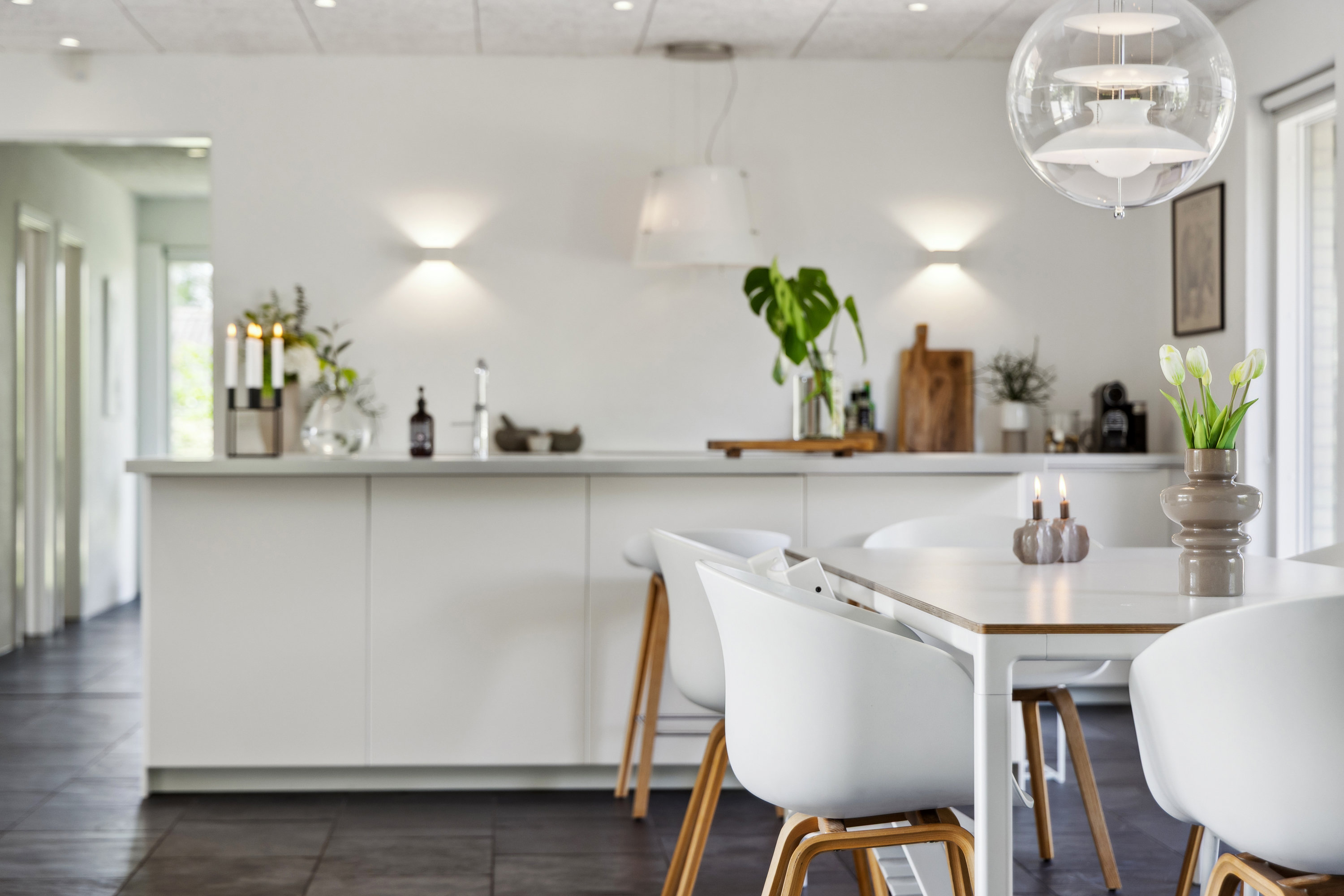 Fremhævet køkken billede i fuldskærmstilstand. Billede af Toftesvinget 8, 9440 Aabybro