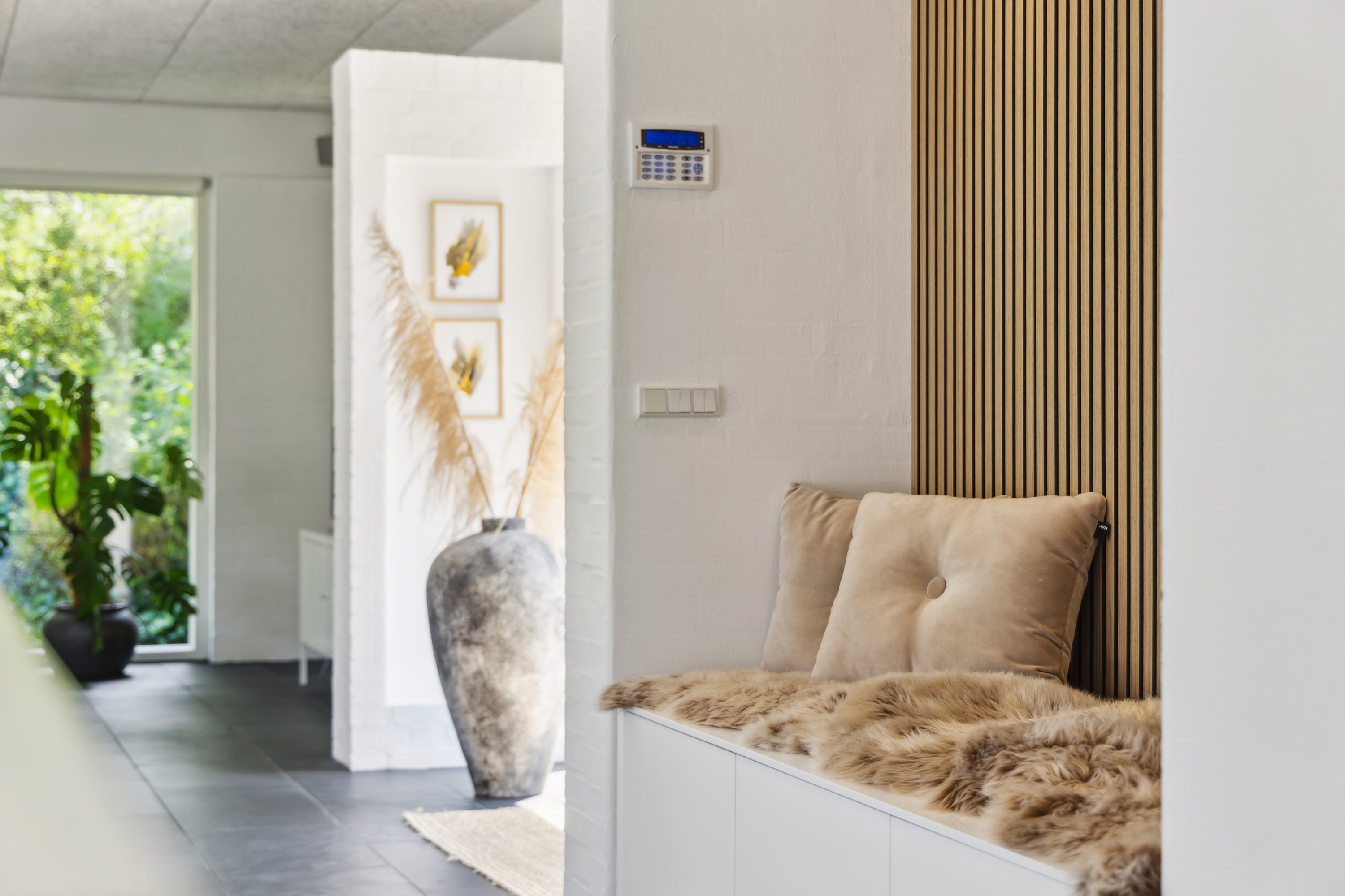 Fremhævet stue billede i fuldskærmstilstand. Billede af Toftesvinget 8, 9440 Aabybro