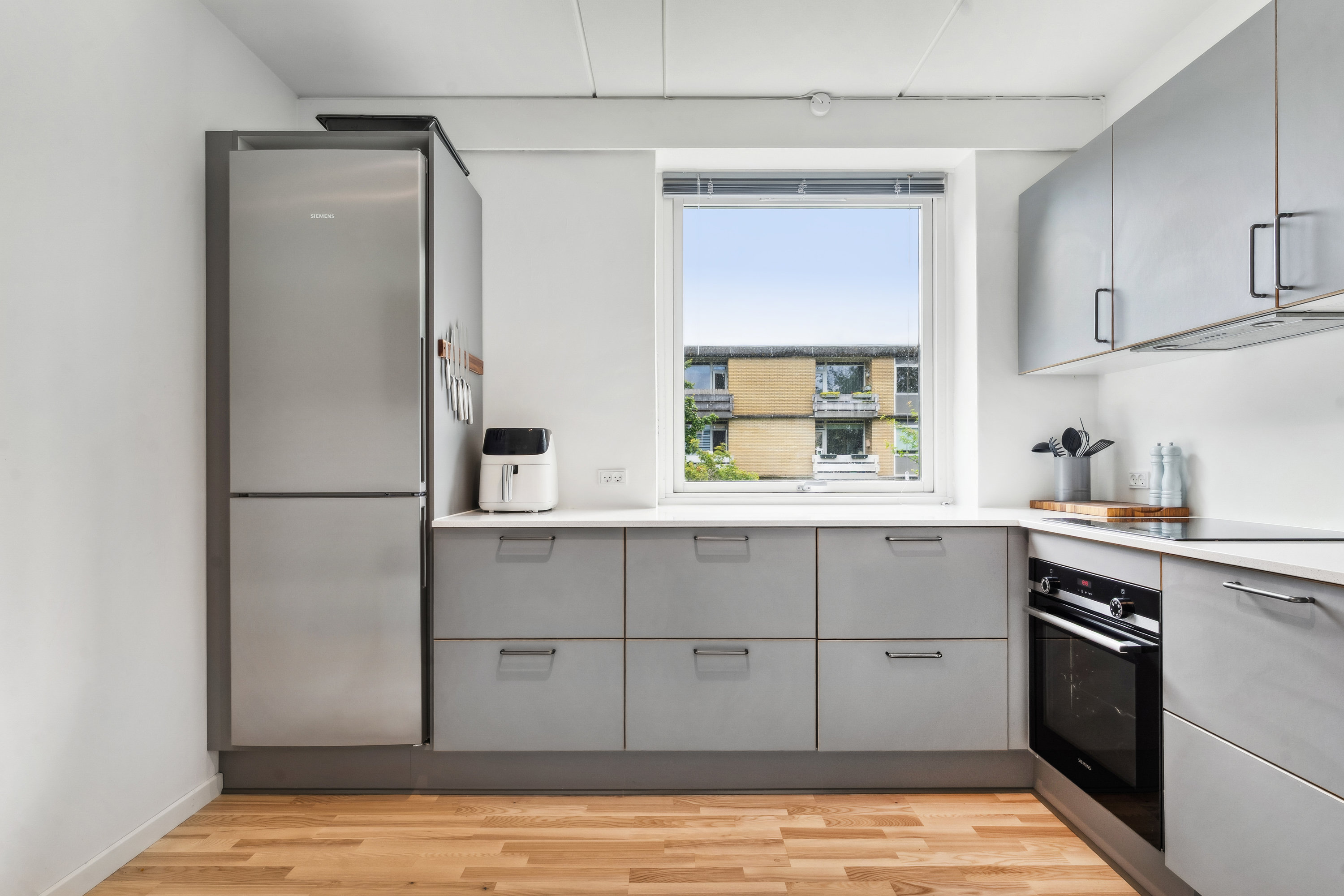 Fremhævet køkken billede i fuldskærmstilstand. Billede af Ryetvej 63, 1. mf., 3500 Værløse