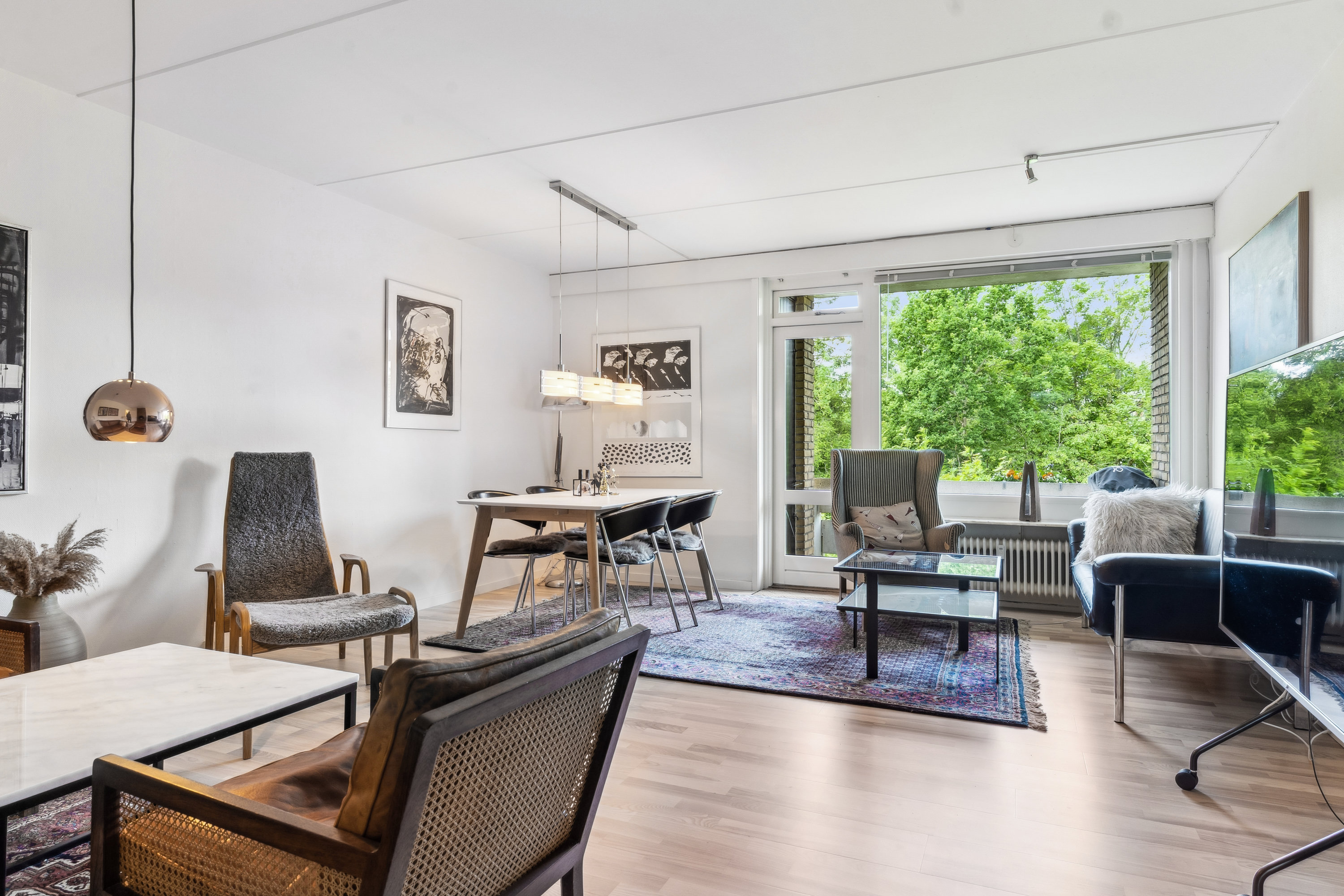 Miniaturebillede 1: stue. Billede af Ryetvej 63, 1. mf., 3500 Værløse