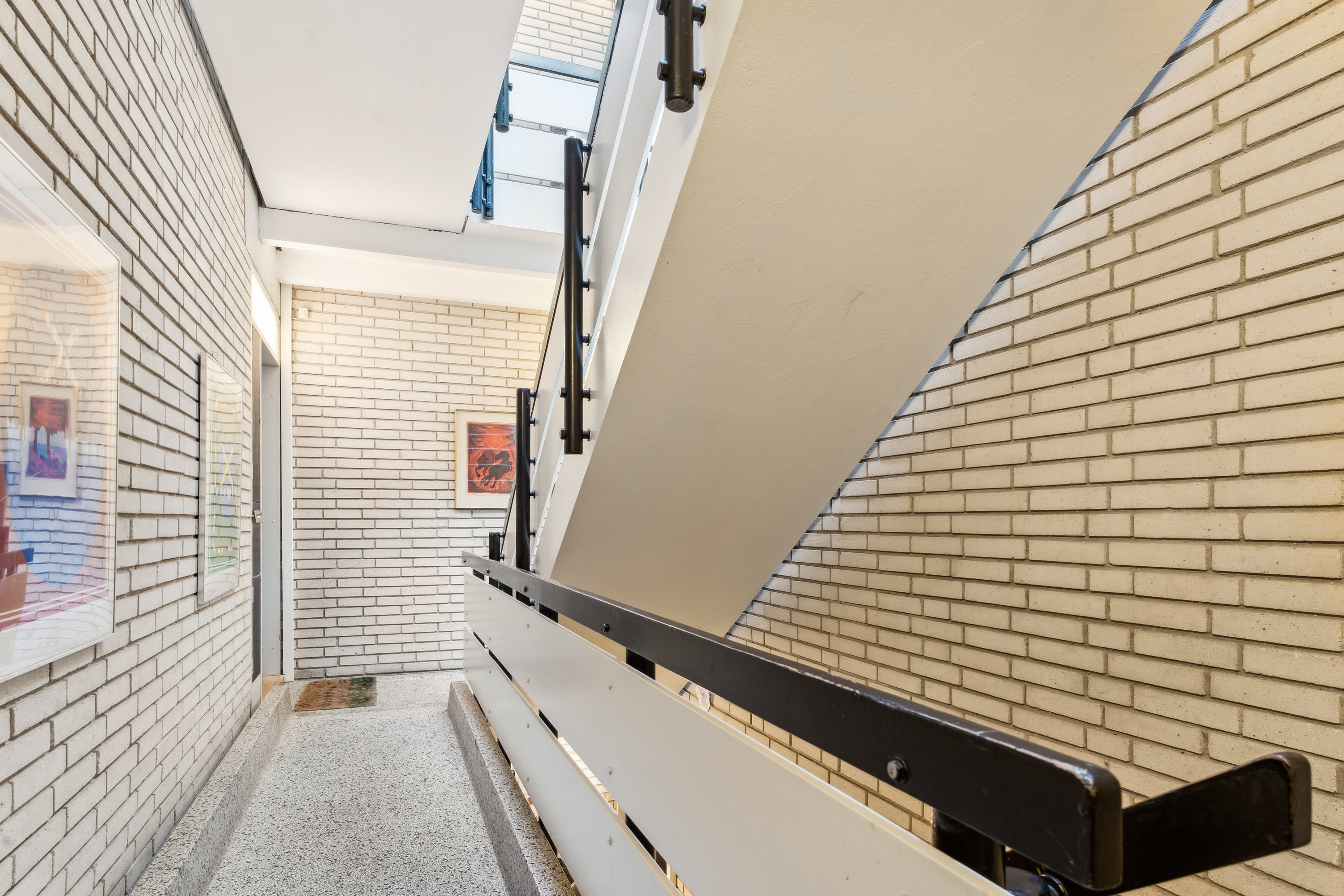 Fremhævet altan billede i fuldskærmstilstand. Billede af Ryetvej 63, 1. mf., 3500 Værløse