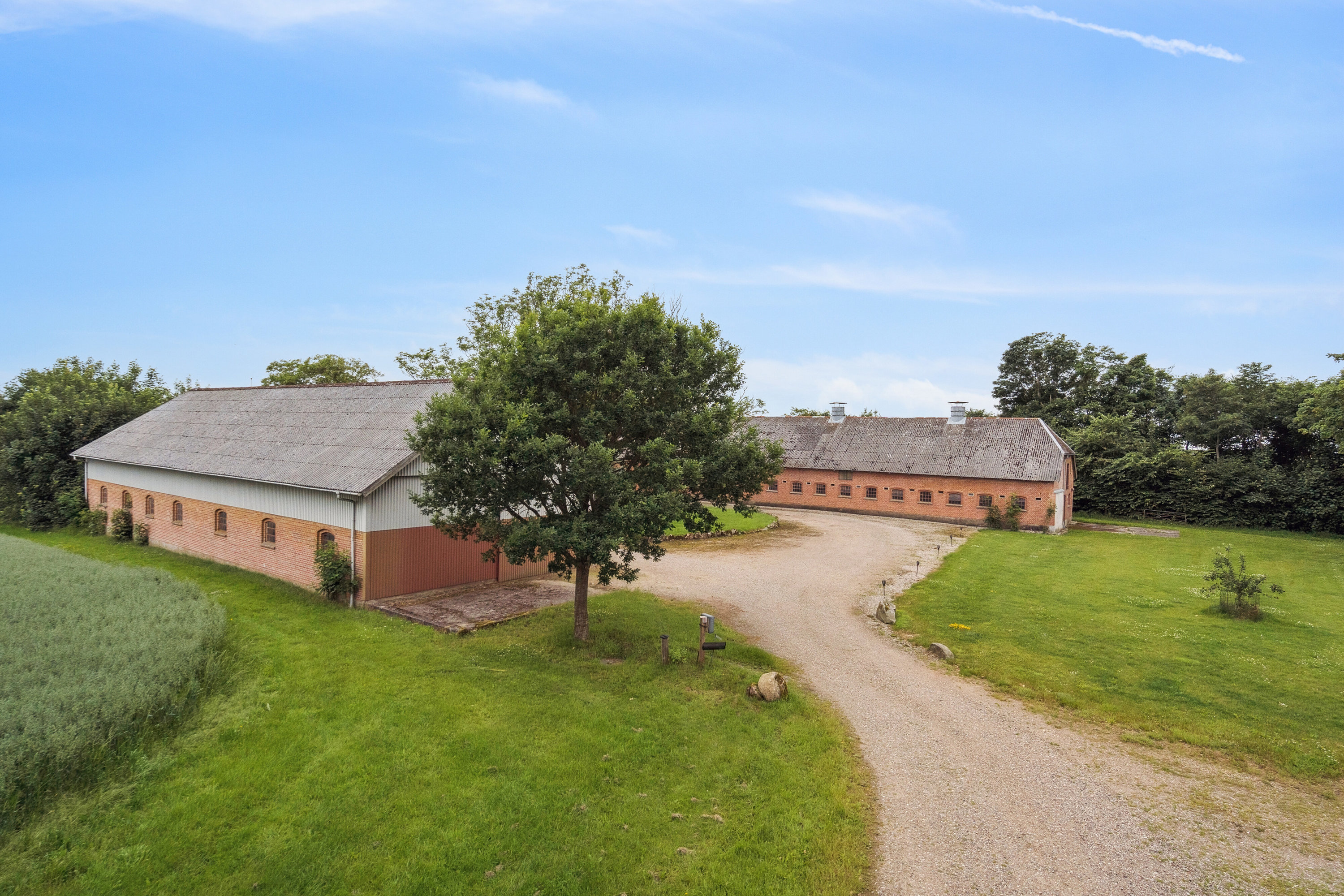 Miniaturebillede 1: set fra haven. Billede af Stenderupgård 1, 6630 Rødding
