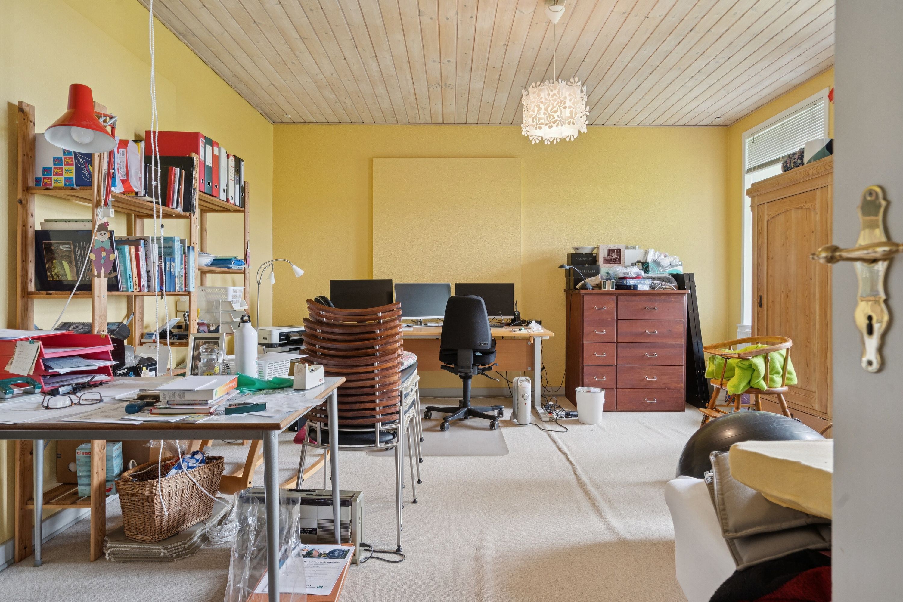 Fremhævet arbejdsværelse billede i fuldskærmstilstand. Billede af Stenderupgård 1, 6630 Rødding