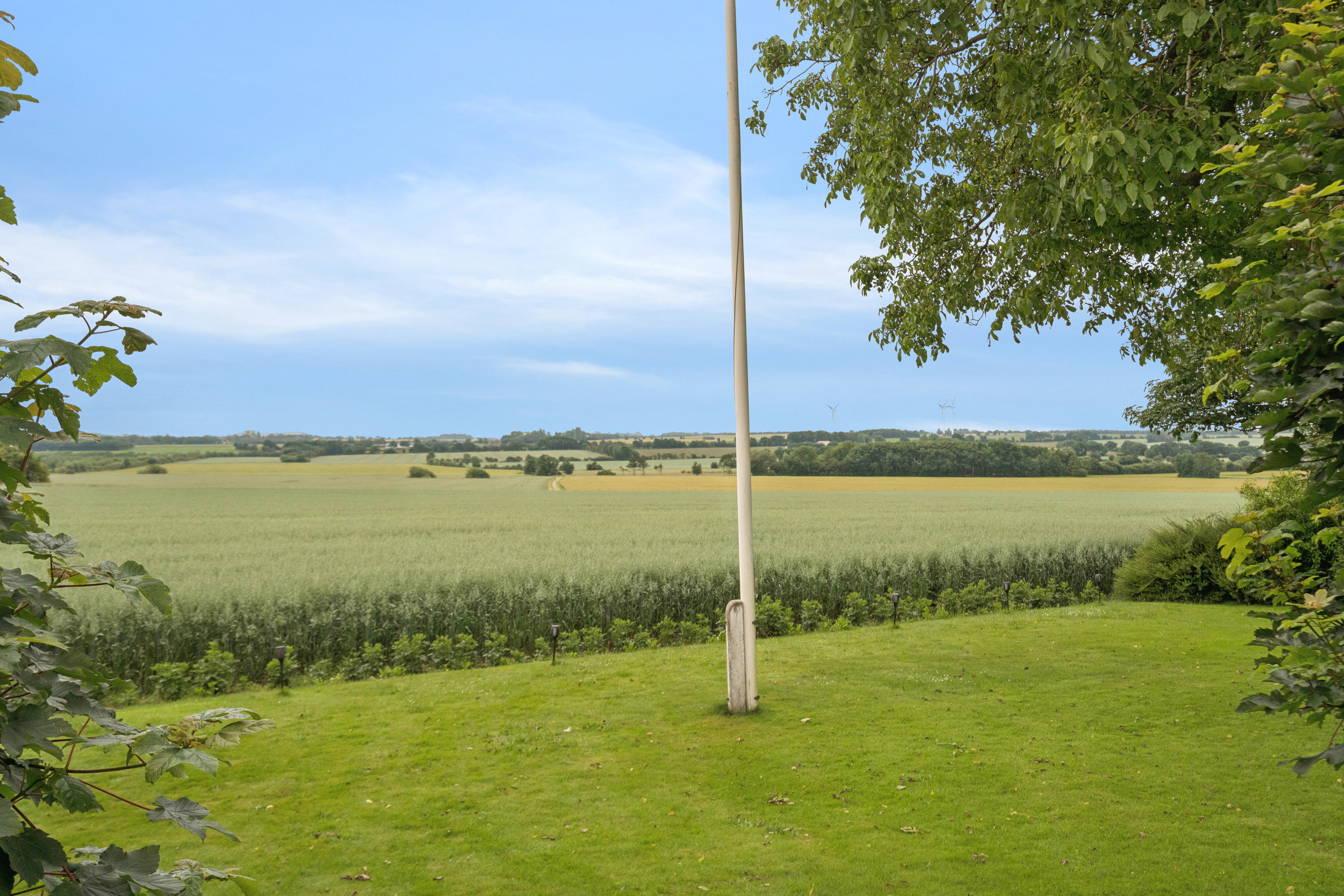 Fremhævet andet billede i fuldskærmstilstand. Billede af Stenderupgård 1, 6630 Rødding