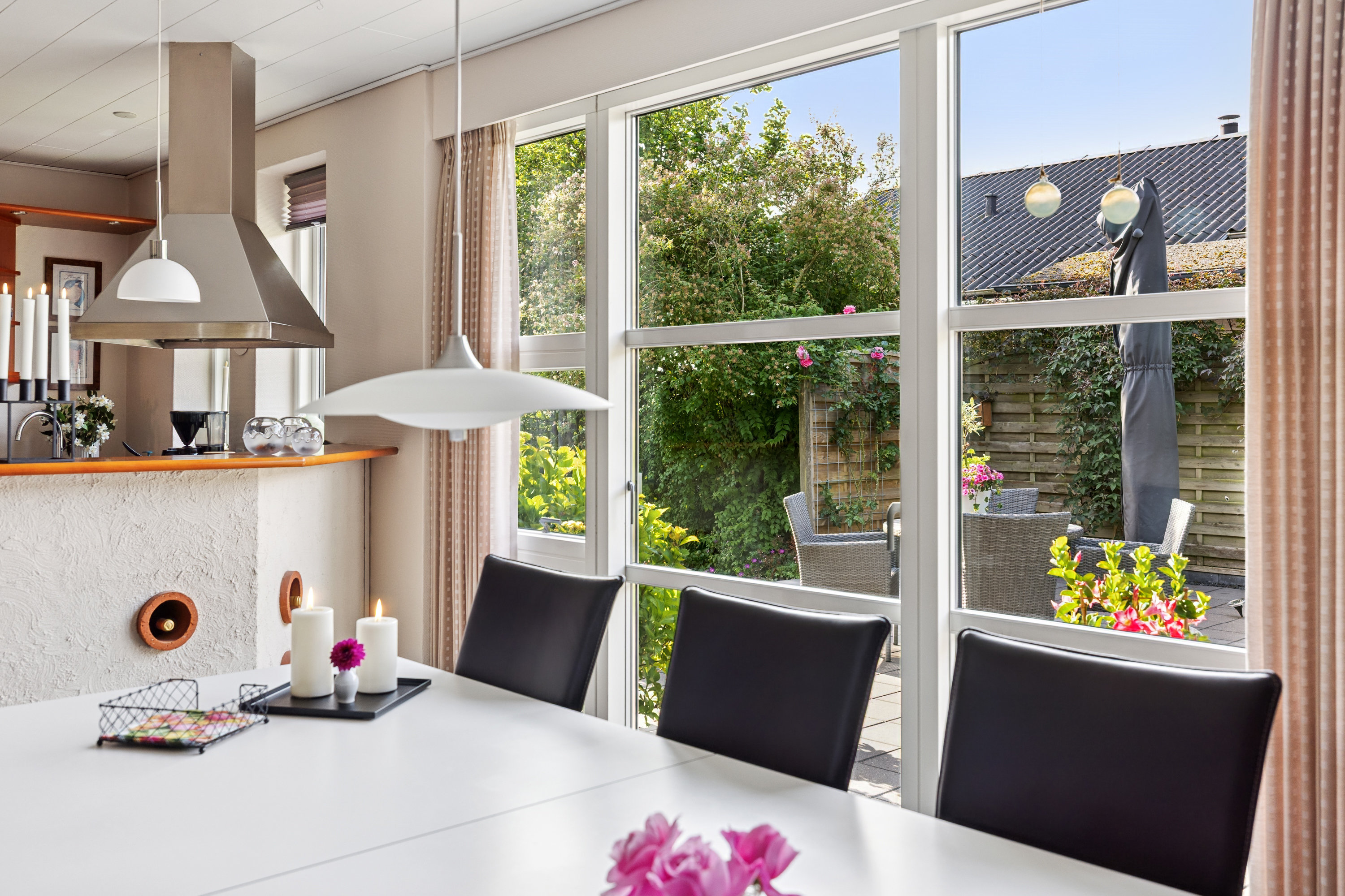 Fremhævet stue billede i fuldskærmstilstand. Billede af Johan Bittmanns Vej 17, 7850 Stoholm Jyll