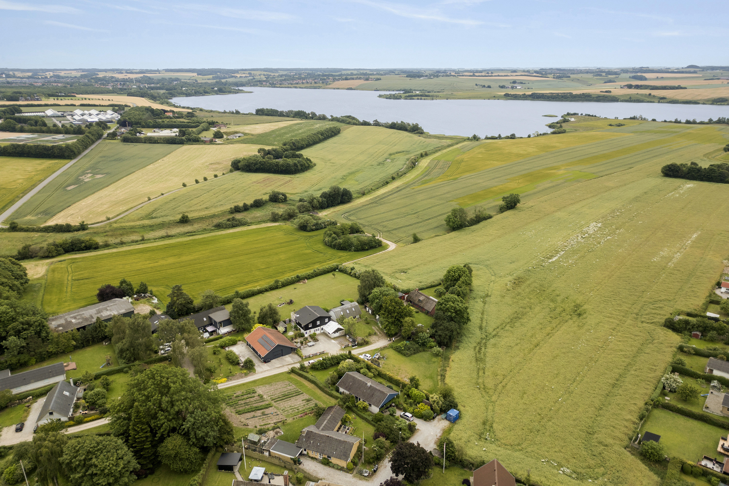 Miniaturebillede 1: ejendommen. Billede af Damvej 11, Blegind, 8362 Hørning