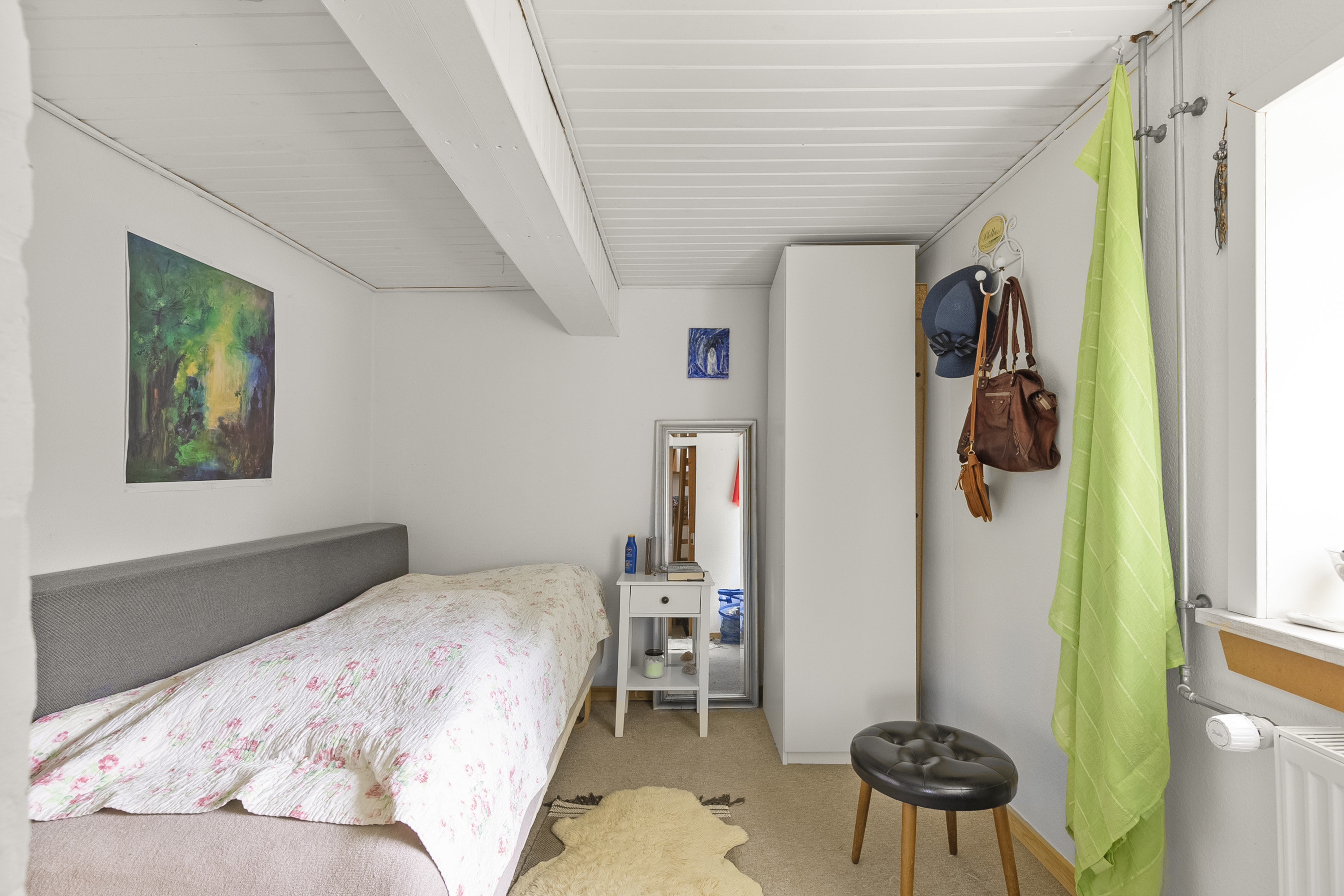 Fremhævet soveværelse billede i fuldskærmstilstand. Billede af Damvej 11, Blegind, 8362 Hørning