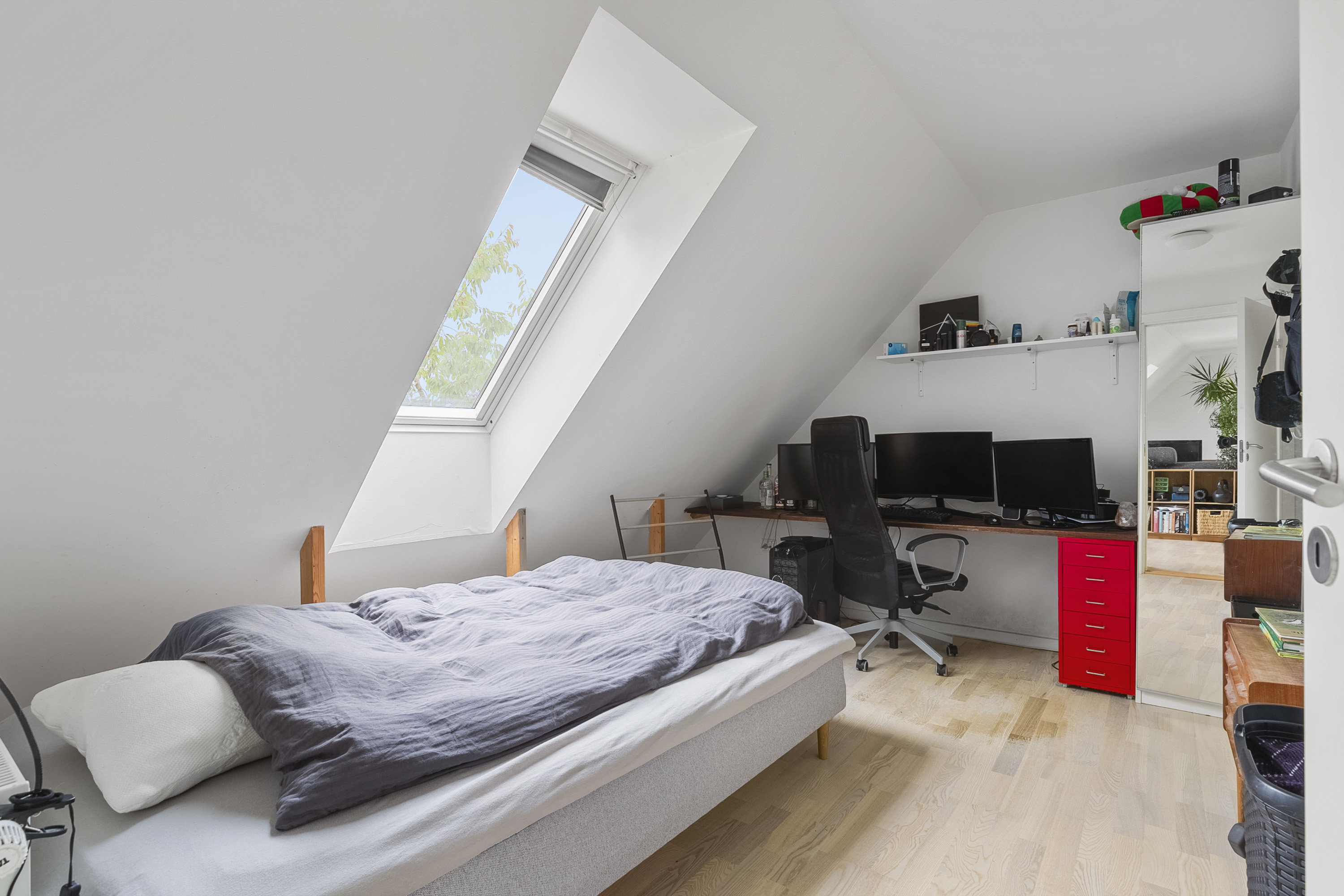 Fremhævet soveværelse billede i fuldskærmstilstand. Billede af Damvej 11, Blegind, 8362 Hørning