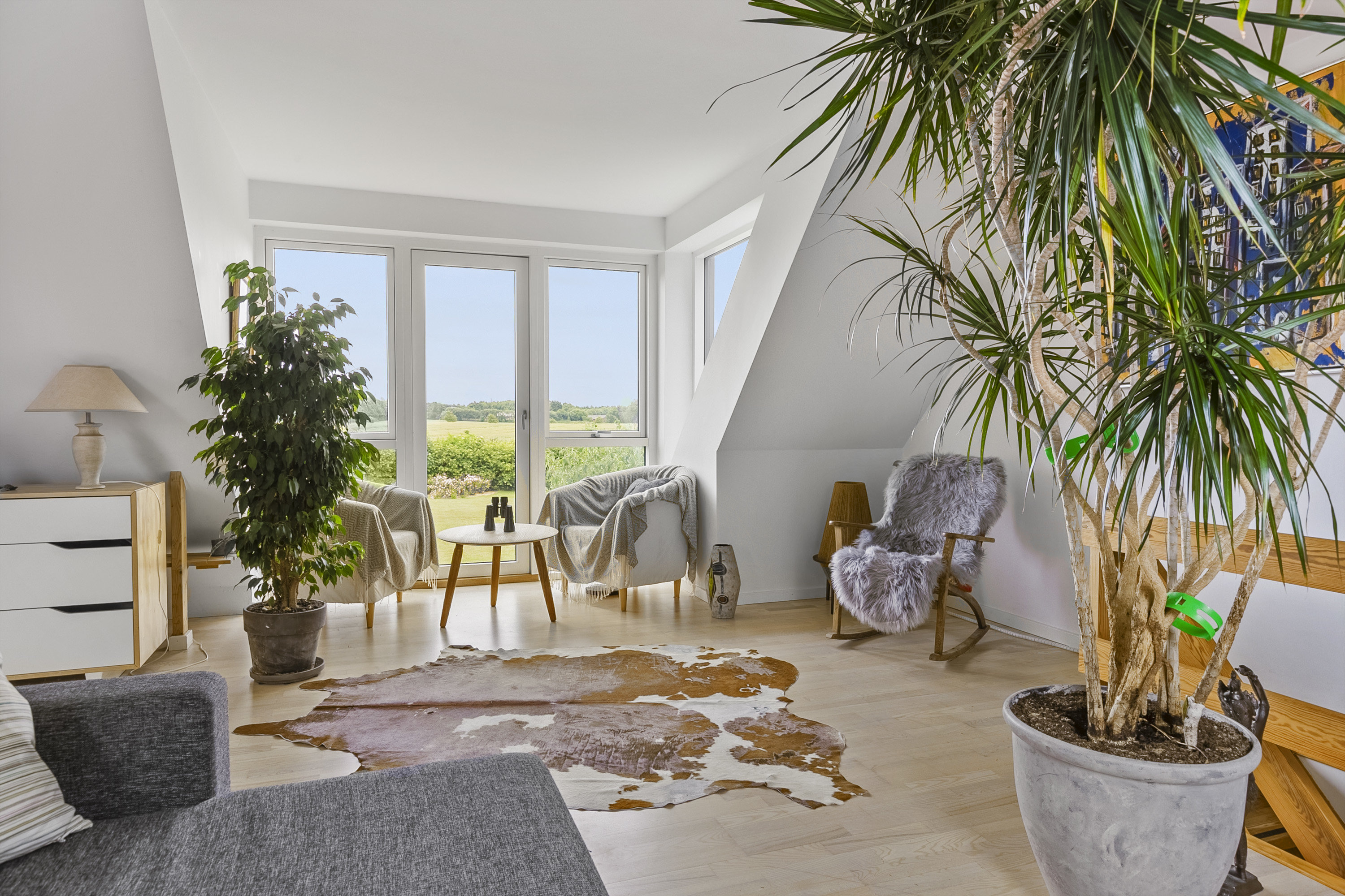 Fremhævet stue billede i fuldskærmstilstand. Billede af Damvej 11, Blegind, 8362 Hørning