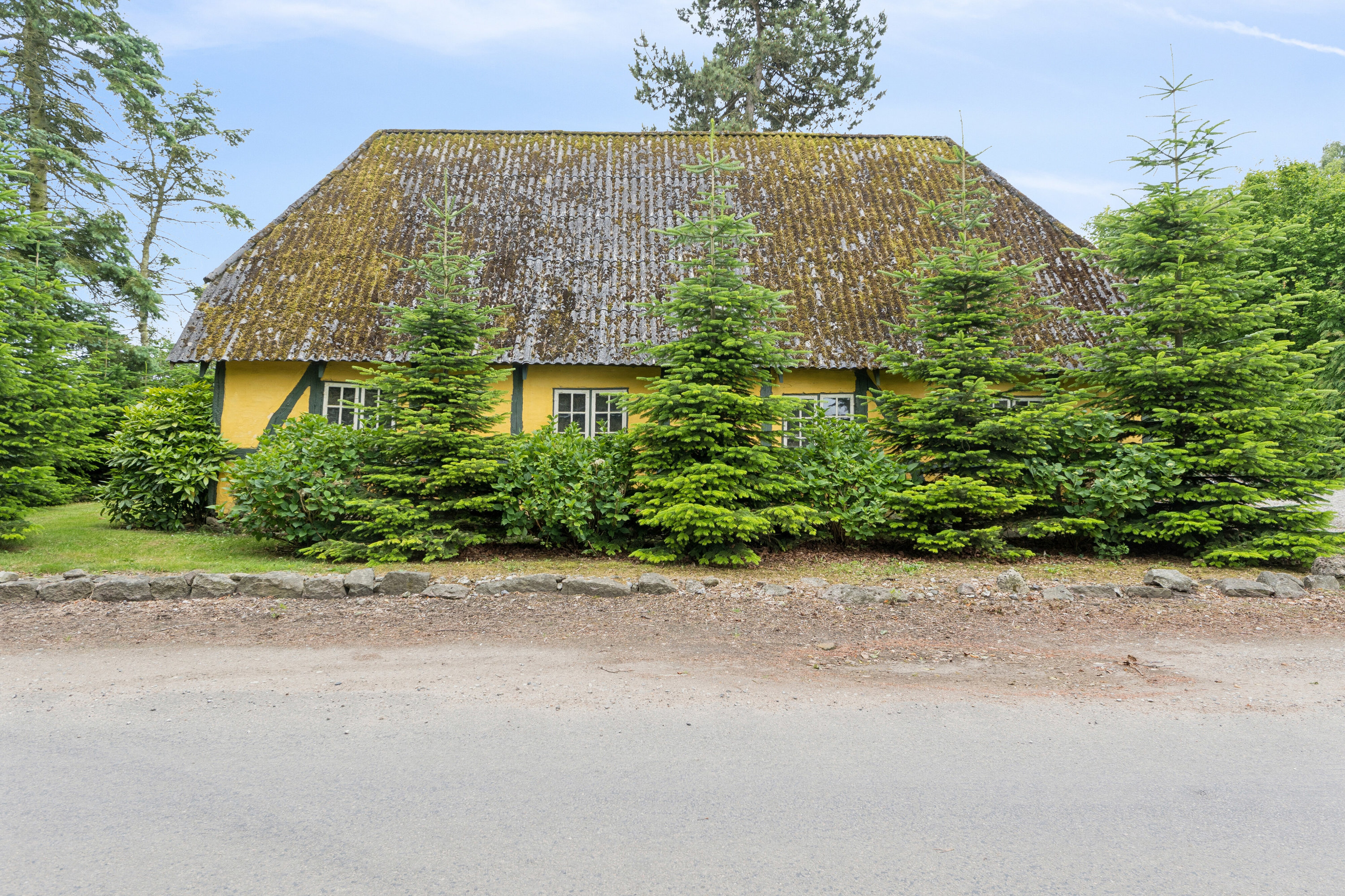 Fremhævet set fra vejen billede i fuldskærmstilstand. Billede af Torupvej 22, Torup, 5485 Skamby