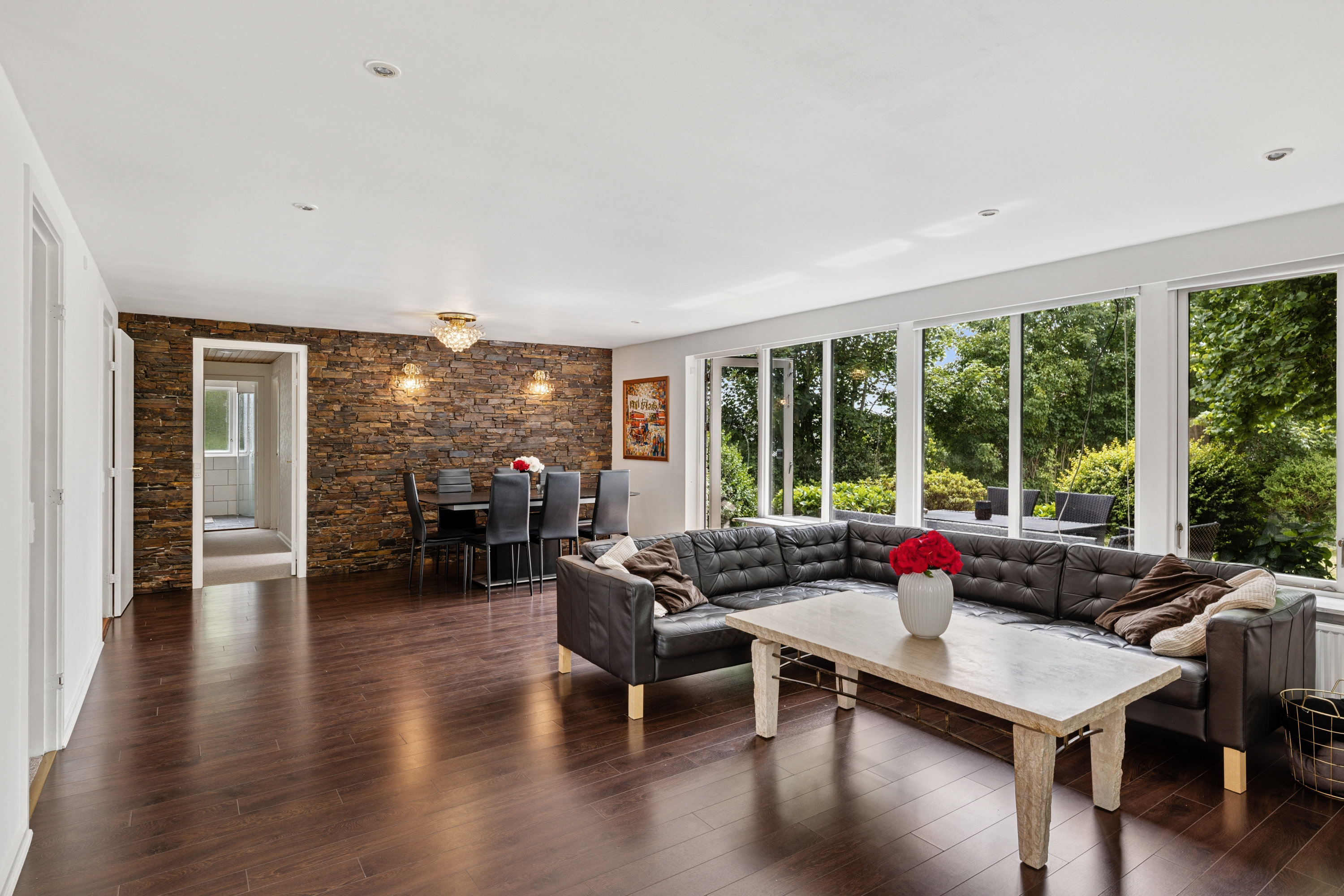 Fremhævet stue billede i fuldskærmstilstand. Billede af Gerdsvej 2, 8800 Viborg