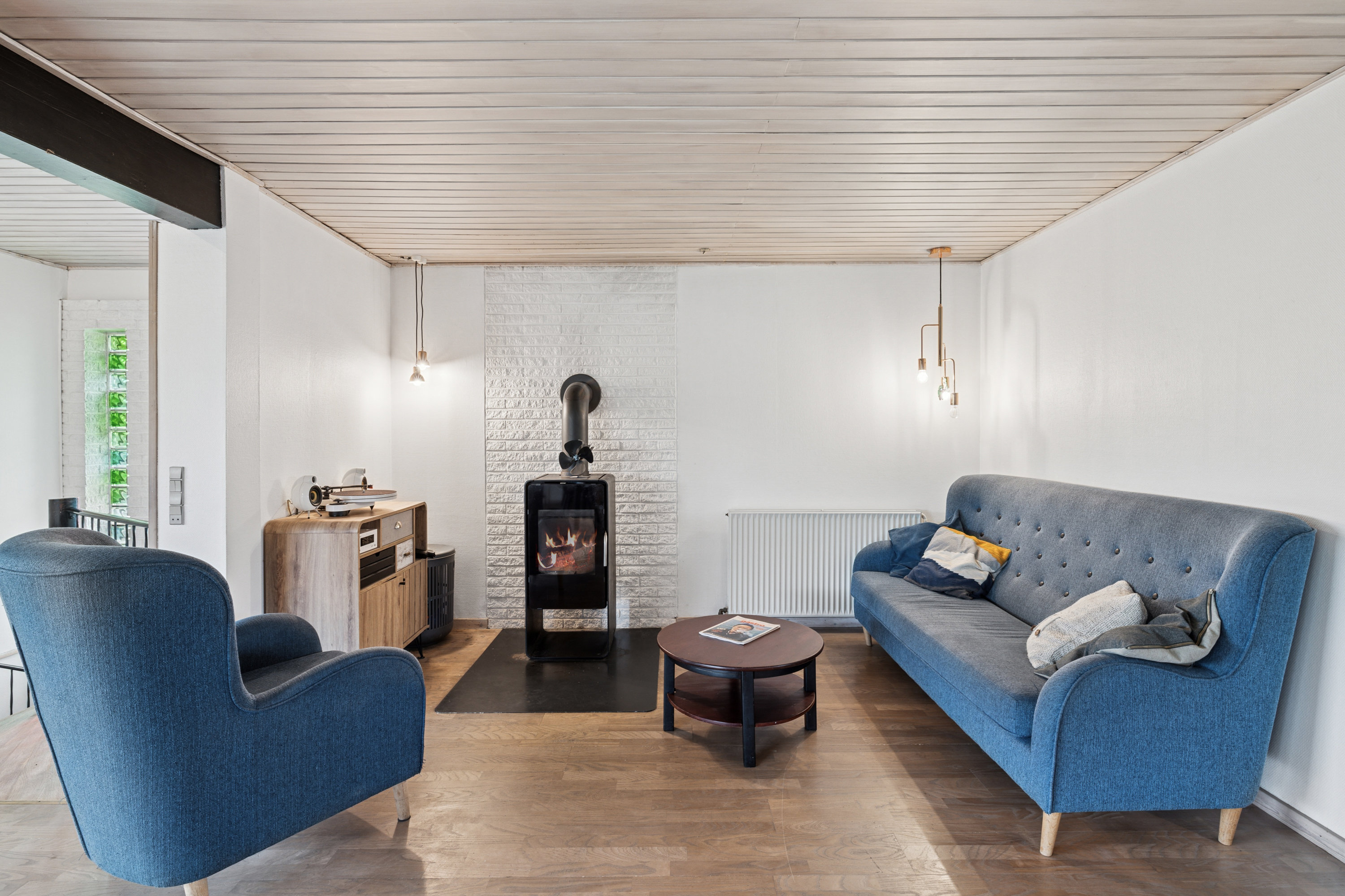 Fremhævet stue billede i fuldskærmstilstand. Billede af Gl. Aalborgvej 109, 8800 Viborg