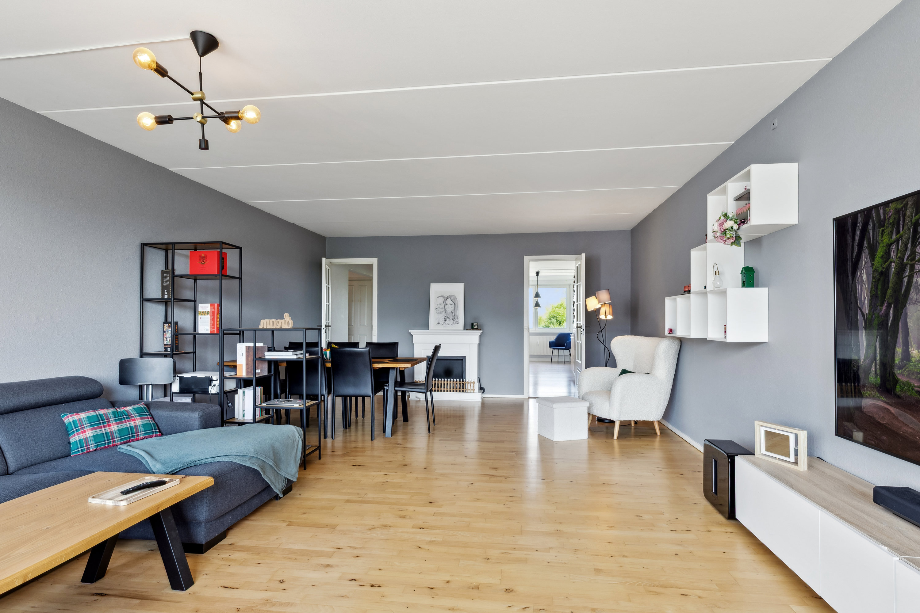 Fremhævet stue billede i fuldskærmstilstand. Billede af Spaden D 1, 2. 3., Høje Taastrup, 2630 Taastrup