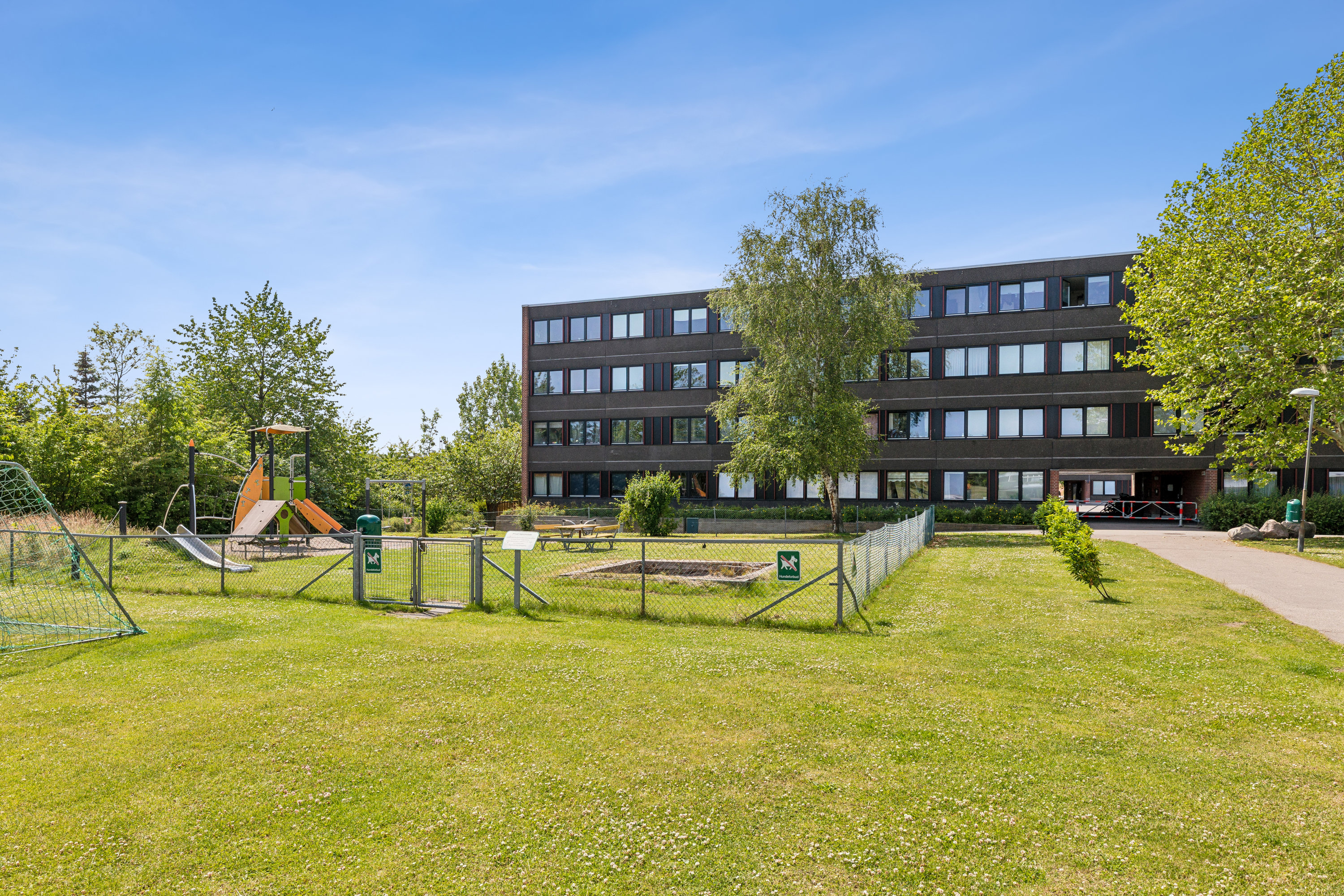 Fremhævet ejendom 1 billede i fuldskærmstilstand. Billede af Spaden D 1, 2. 3., Høje Taastrup, 2630 Taastrup