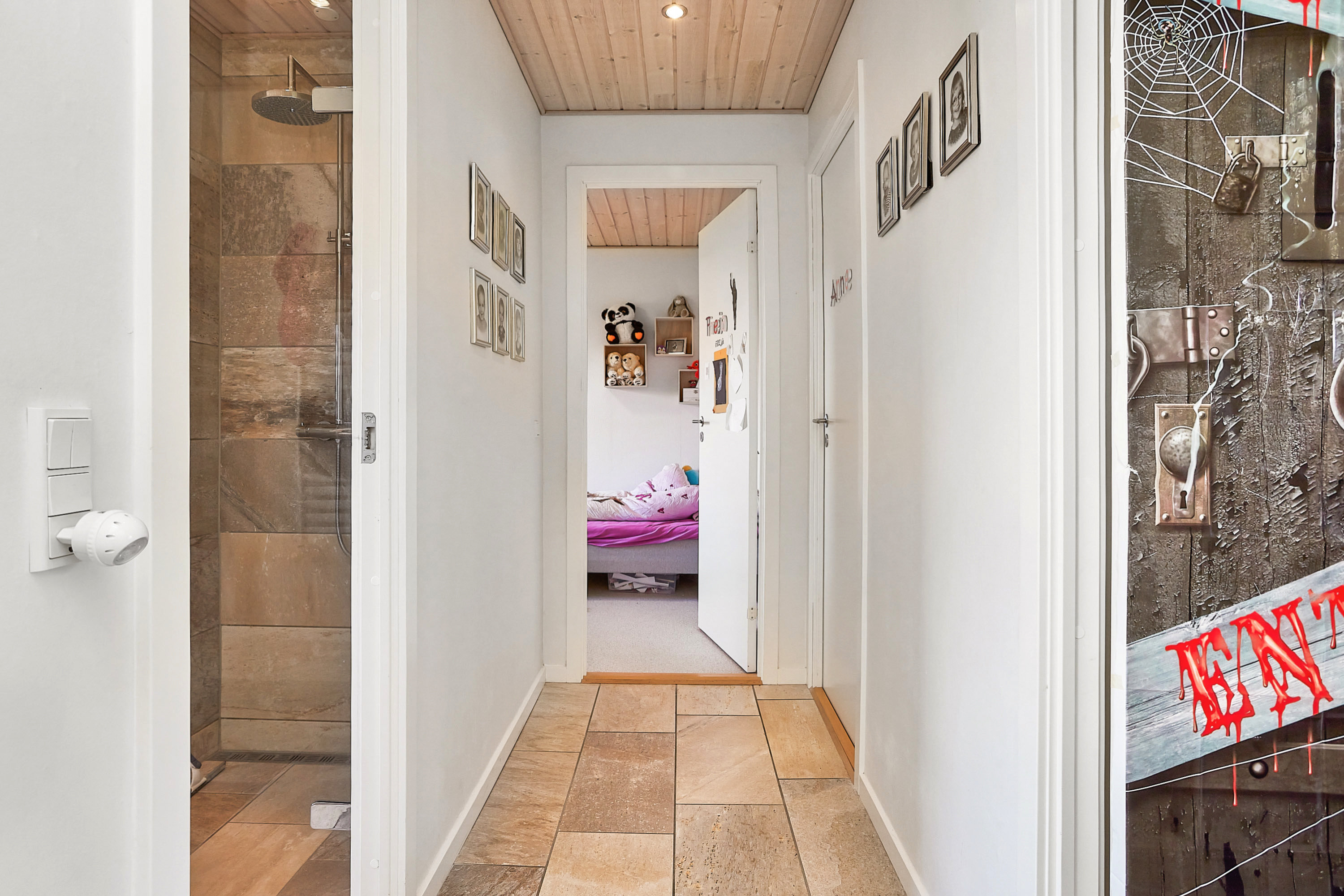 Fremhævet  billede i fuldskærmstilstand. Billede af Bakkevej 22, Ølsted, 8723 Løsning