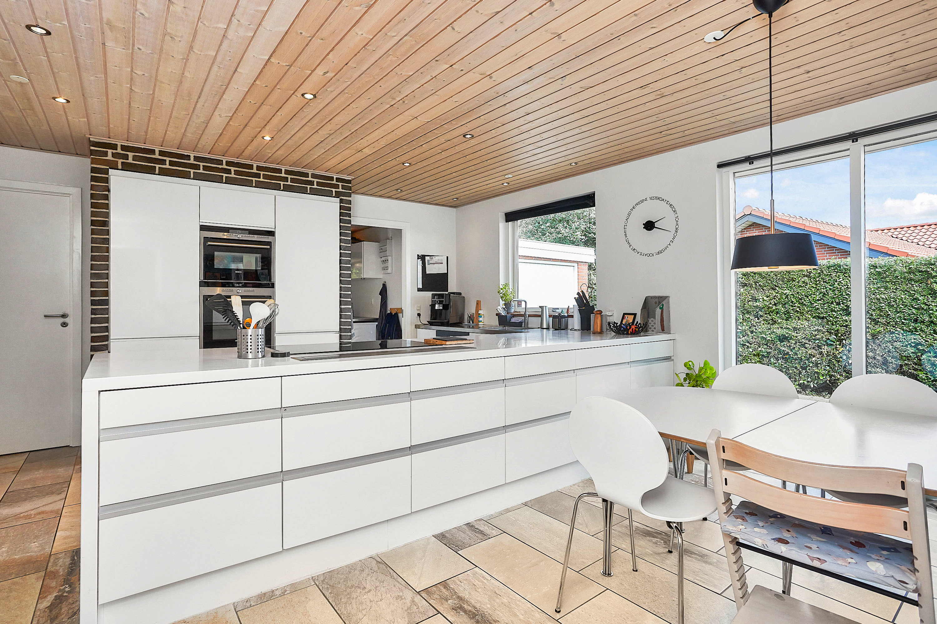 Fremhævet  billede i fuldskærmstilstand. Billede af Bakkevej 22, Ølsted, 8723 Løsning