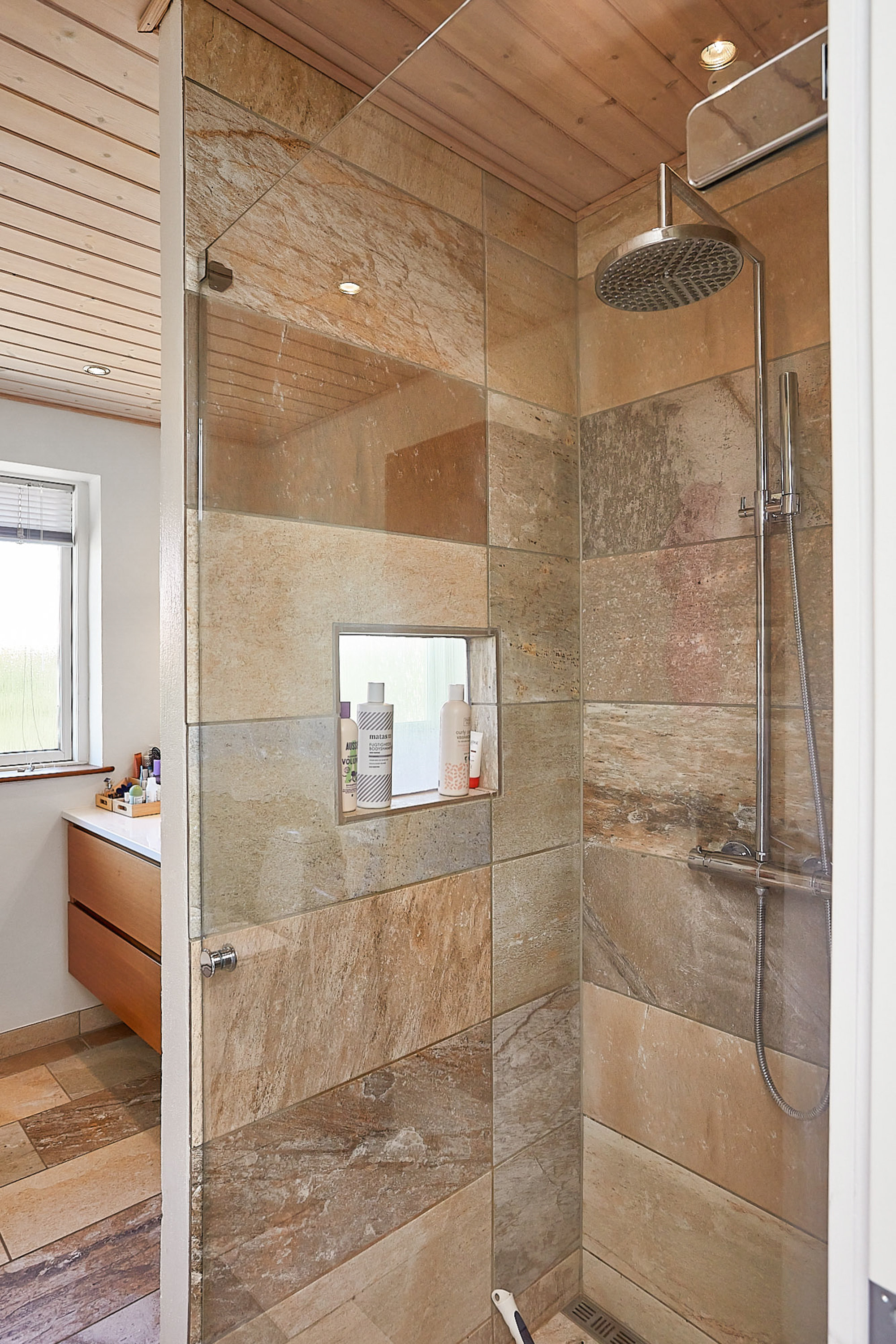 Fremhævet  billede i fuldskærmstilstand. Billede af Bakkevej 22, Ølsted, 8723 Løsning