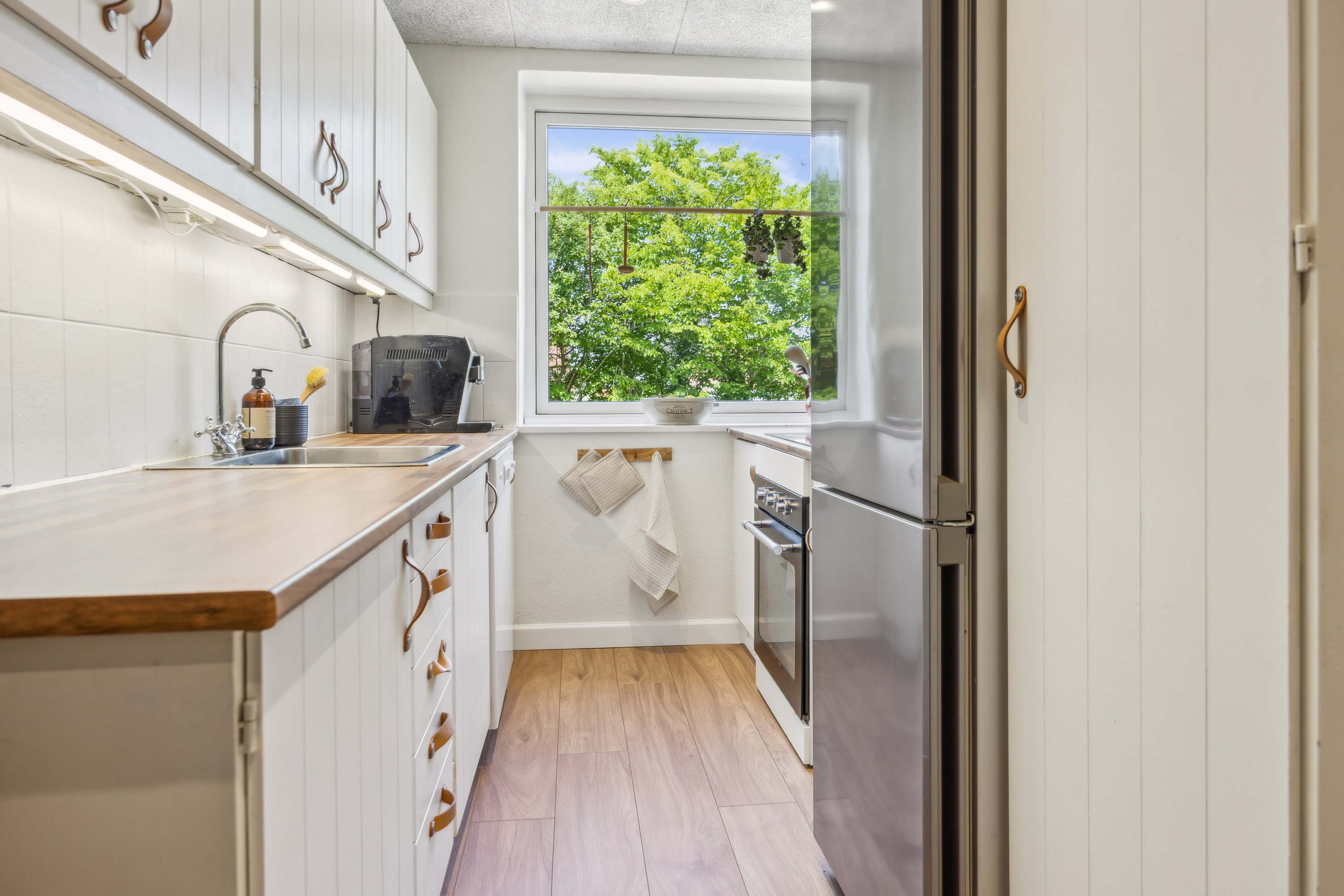 Fremhævet køkken billede i fuldskærmstilstand. Billede af Lindholmsvej 73B, 1. tv., 9400 Nørresundby