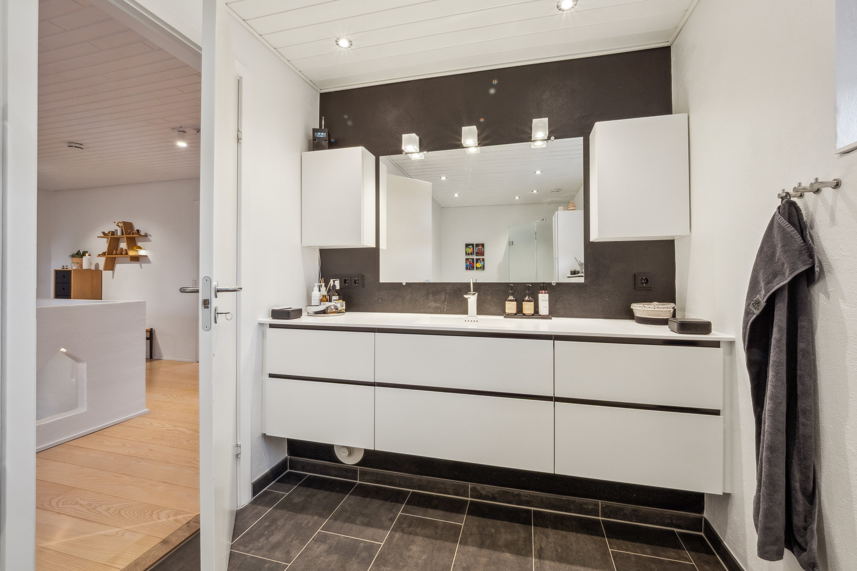 Fremhævet badeværelse billede i fuldskærmstilstand. Billede af Ringvej 1, Lem, 7860 Spøttrup