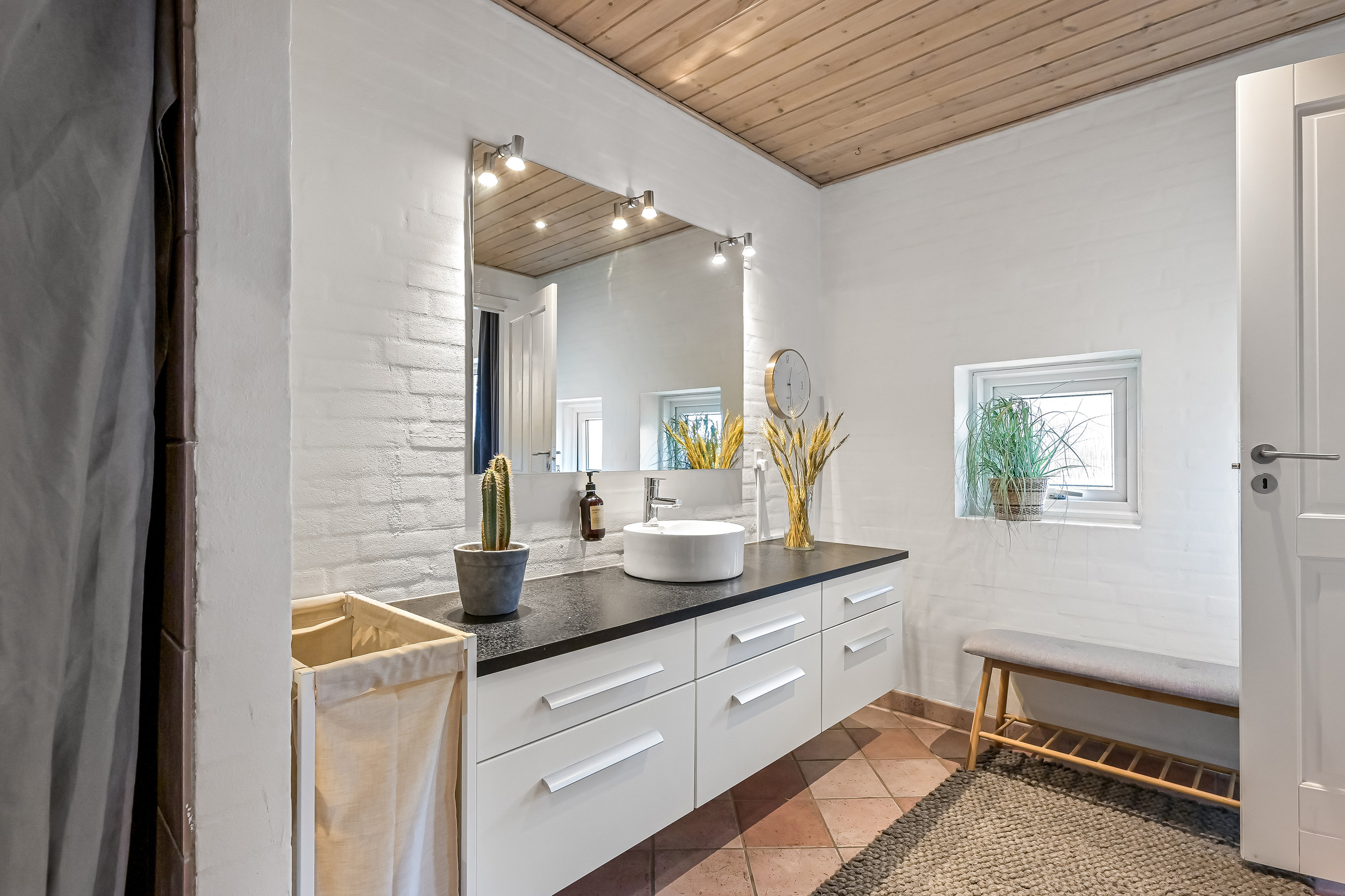 Fremhævet badeværelse billede i fuldskærmstilstand. Billede af Engbjerg 42D, Snejbjerg, 7400 Herning