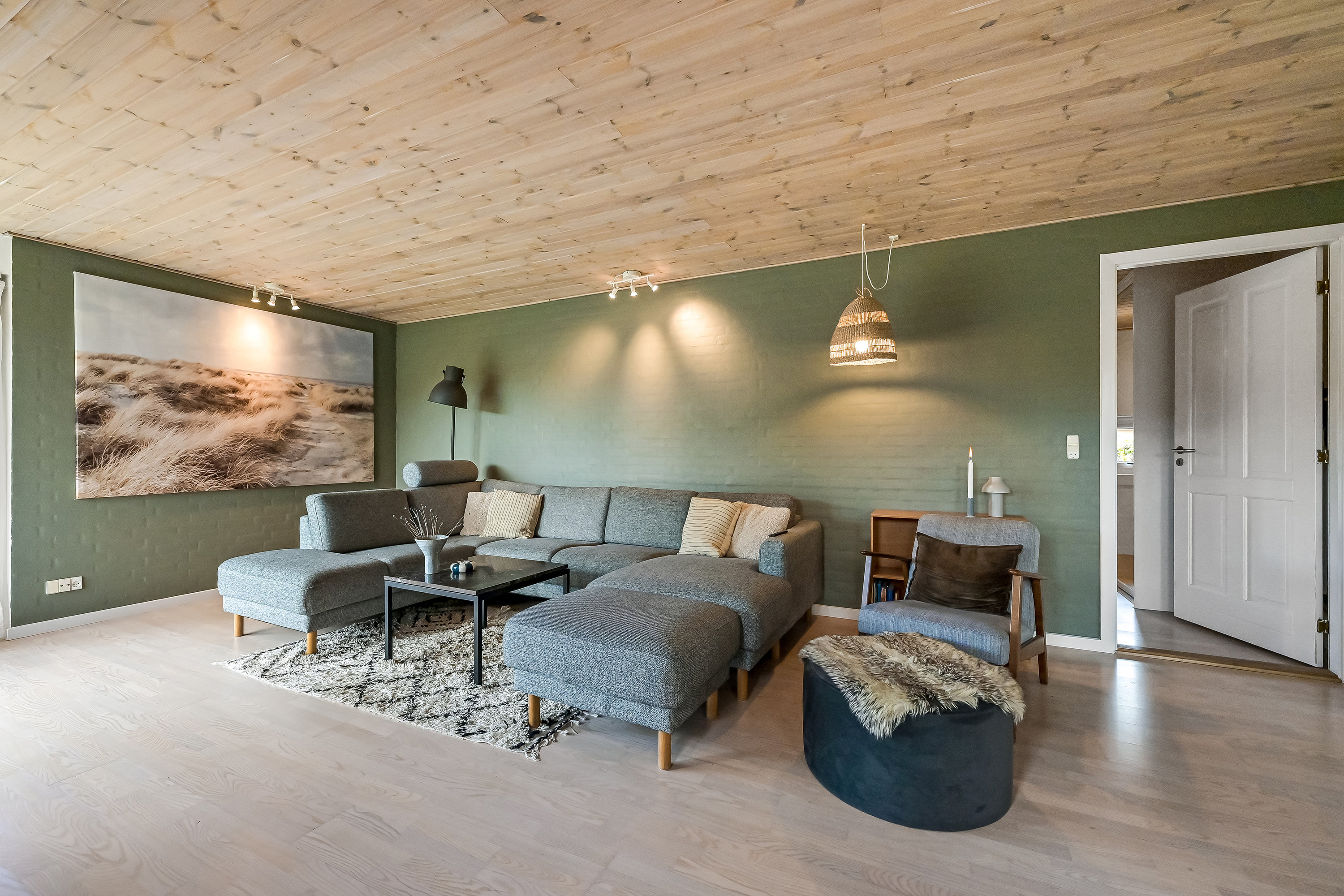 Fremhævet stue billede i fuldskærmstilstand. Billede af Engbjerg 42D, Snejbjerg, 7400 Herning