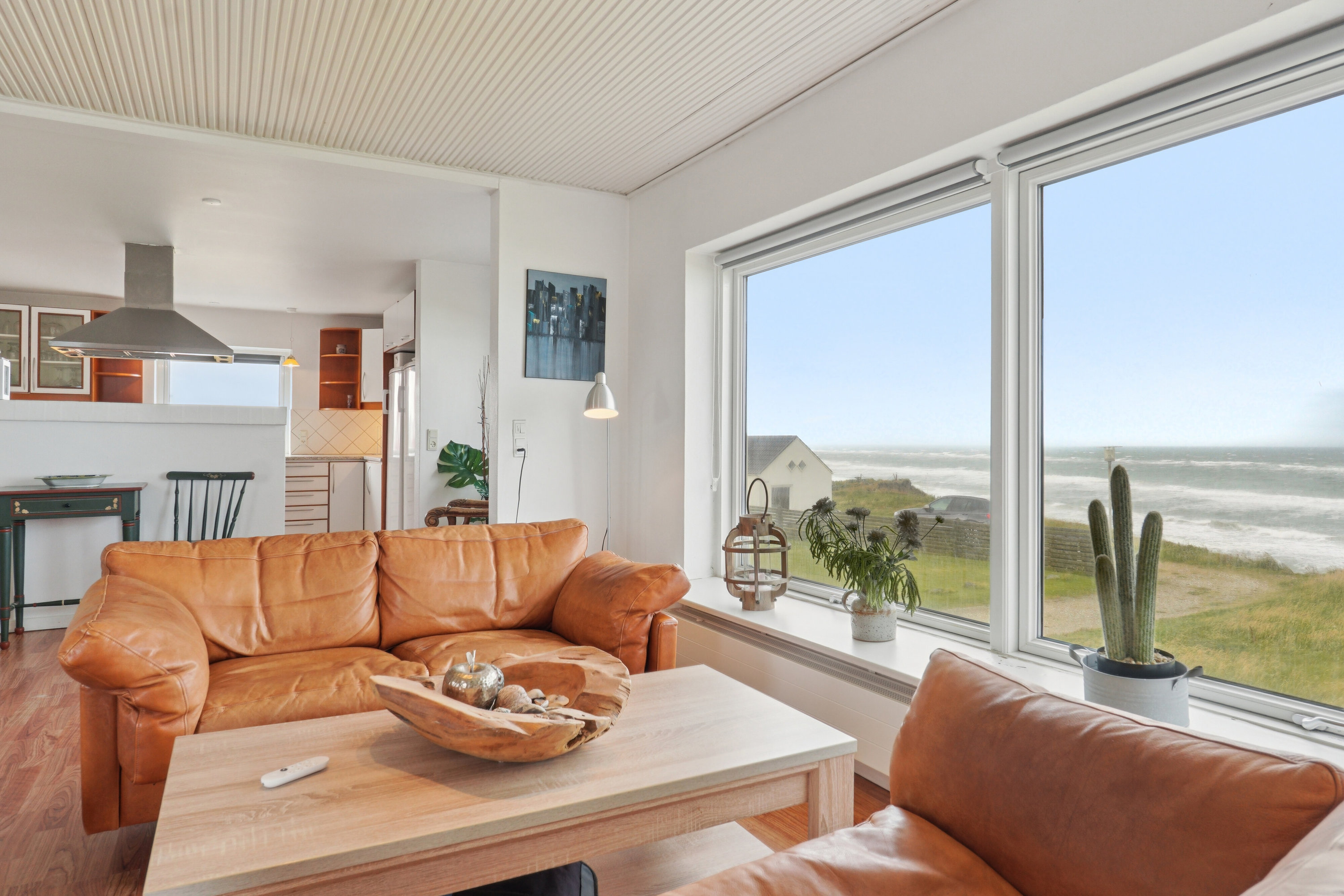 Fremhævet stue billede i fuldskærmstilstand. Billede af Havblik 2, Lyngby, 9480 Løkken