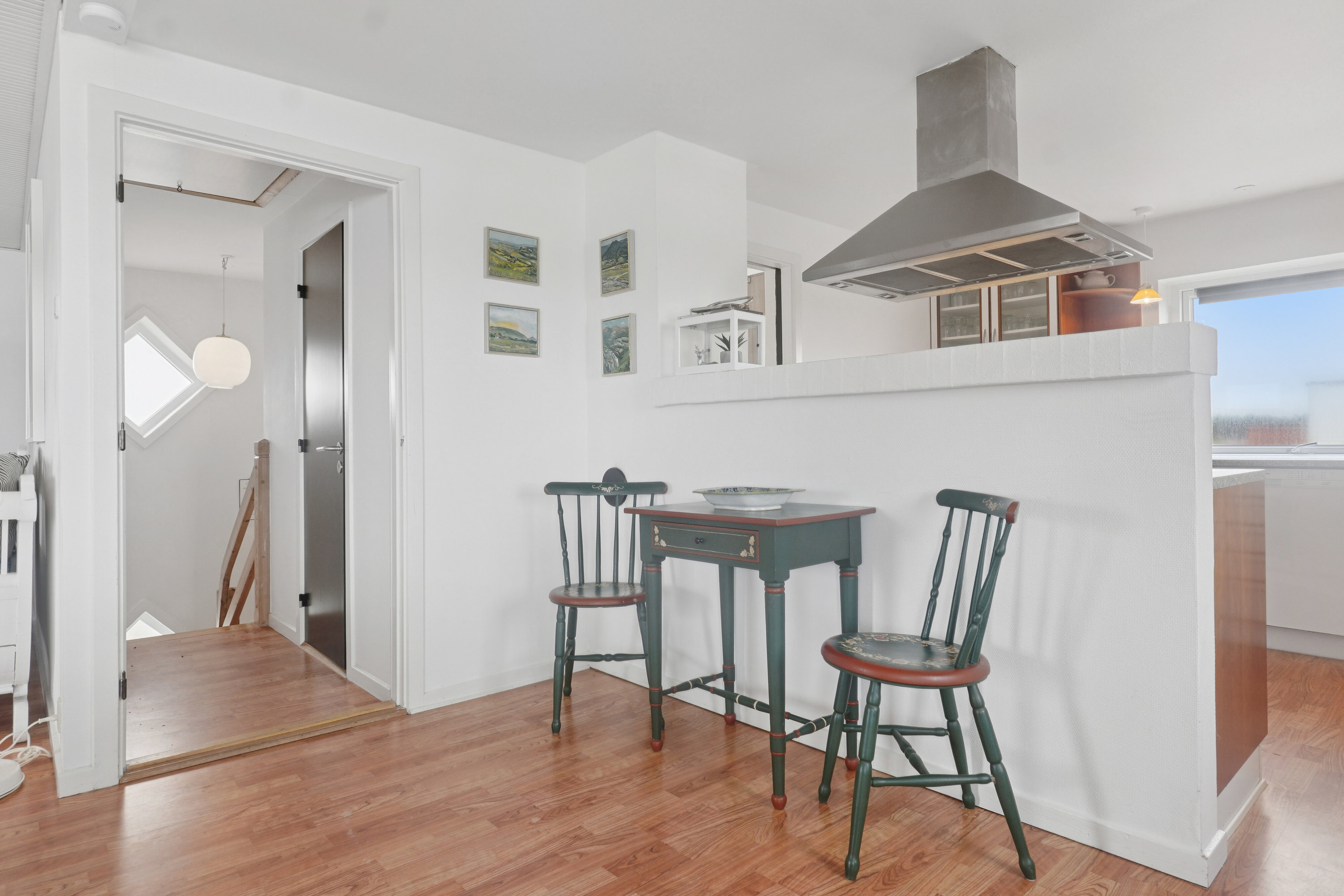 Fremhævet stue billede i fuldskærmstilstand. Billede af Havblik 2, Lyngby, 9480 Løkken