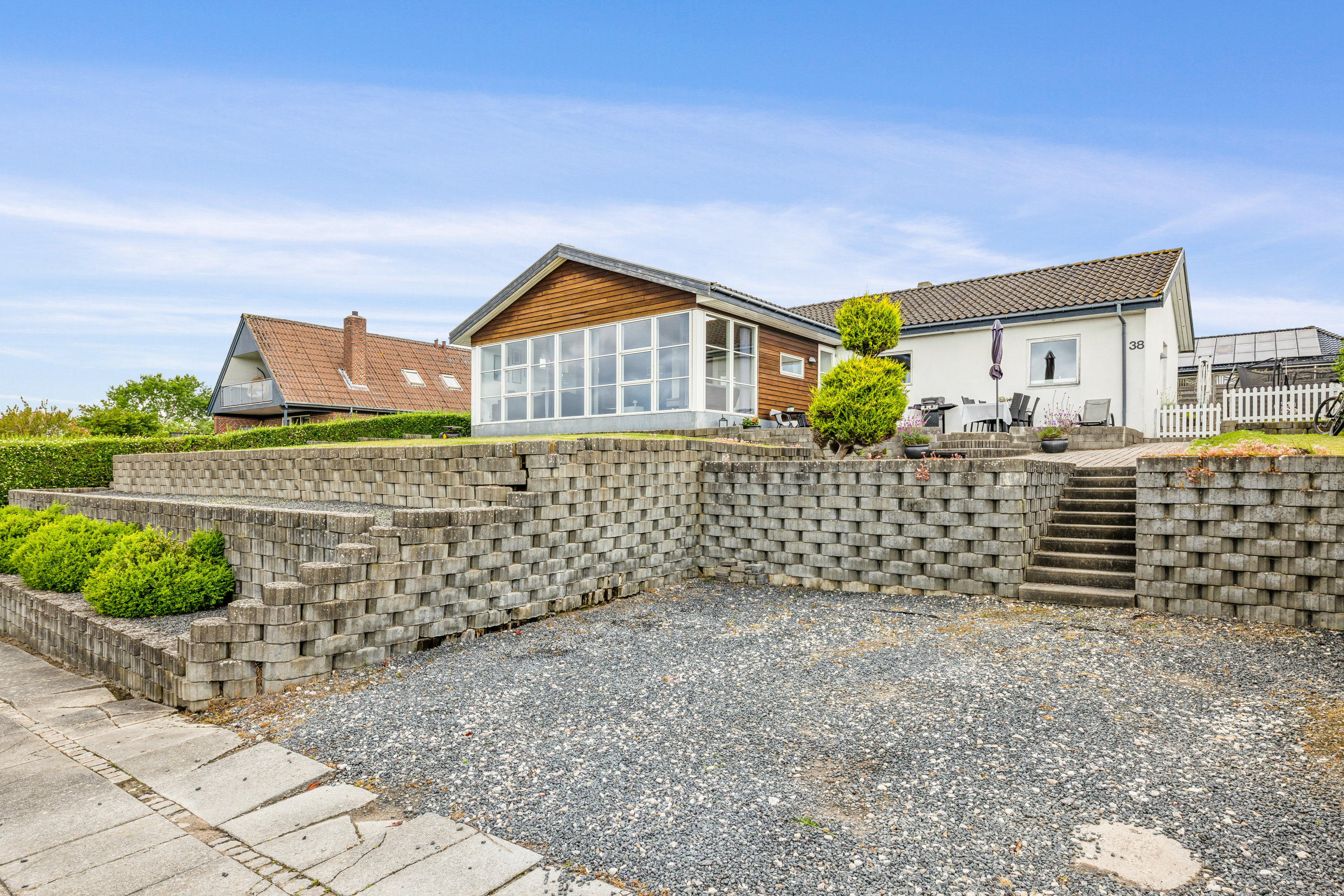 Fremhævet ejendom 1 billede i fuldskærmstilstand. Billede af Lerbakken 38, Følle, 8410 Rønde