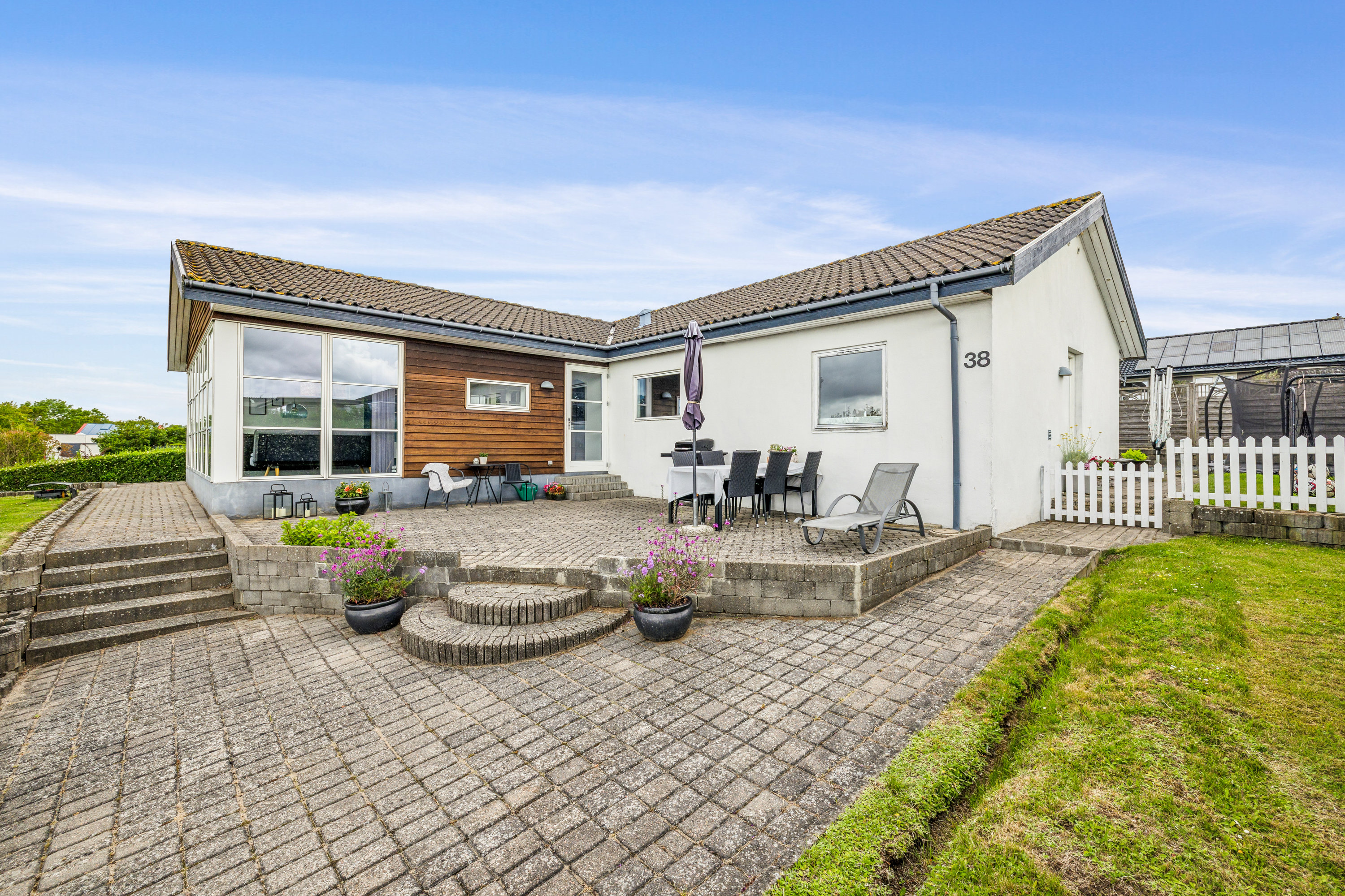 Fremhævet ejendom 1 billede i fuldskærmstilstand. Billede af Lerbakken 38, Følle, 8410 Rønde