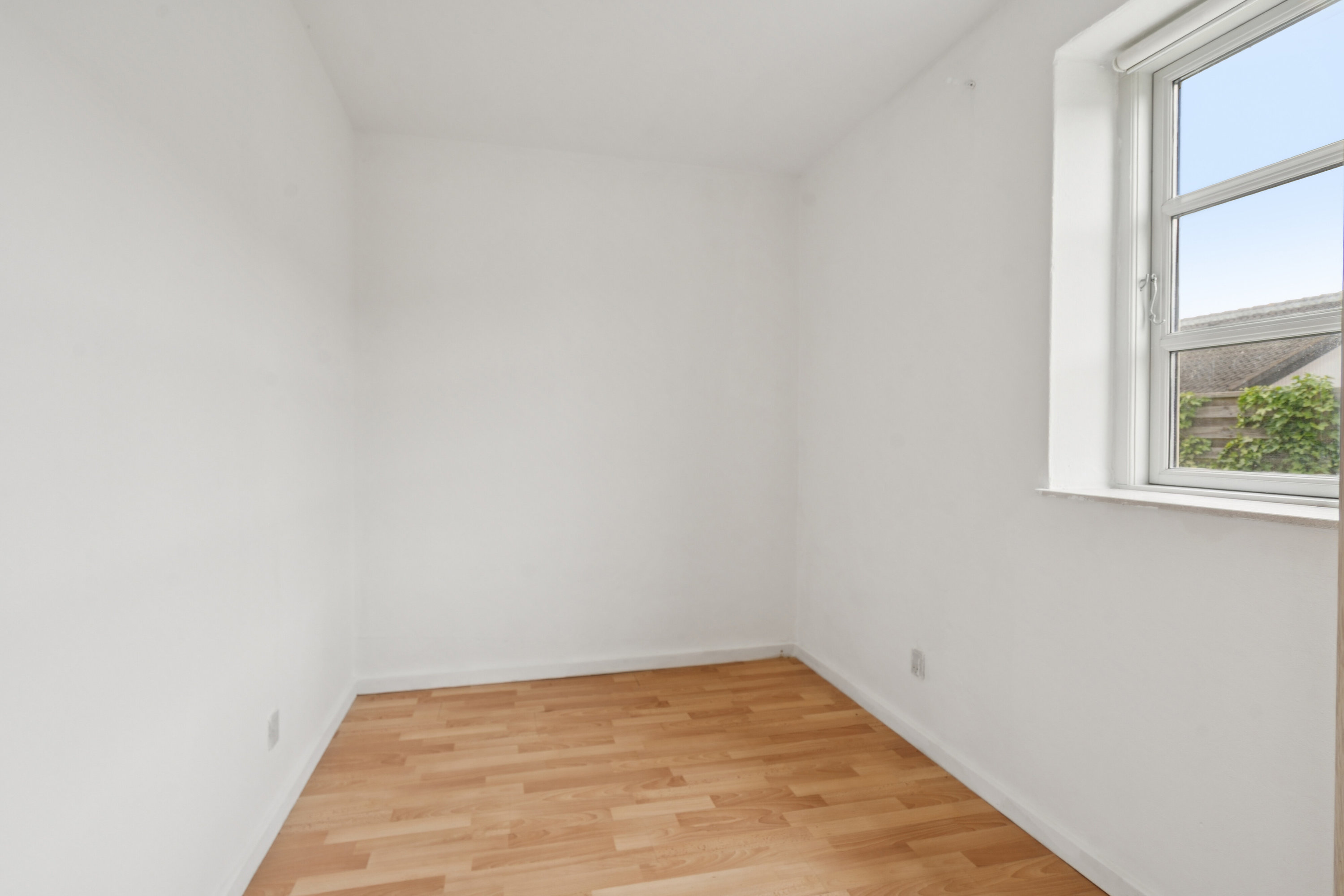 Fremhævet værelse billede i fuldskærmstilstand. Billede af Nyborgvej 232A, 5220 Odense SØ