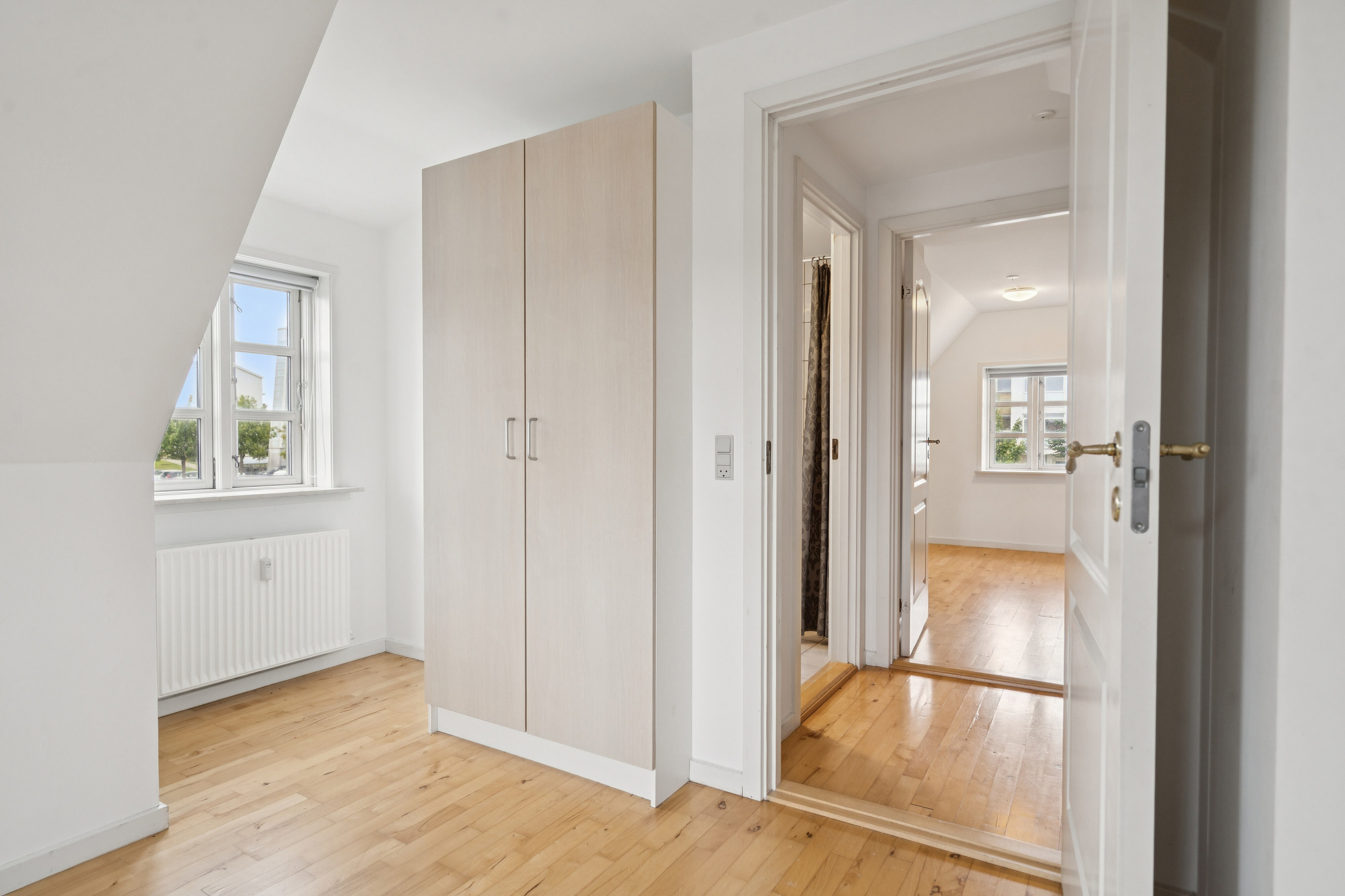 Fremhævet værelse billede i fuldskærmstilstand. Billede af Nyborgvej 232A, 5220 Odense SØ