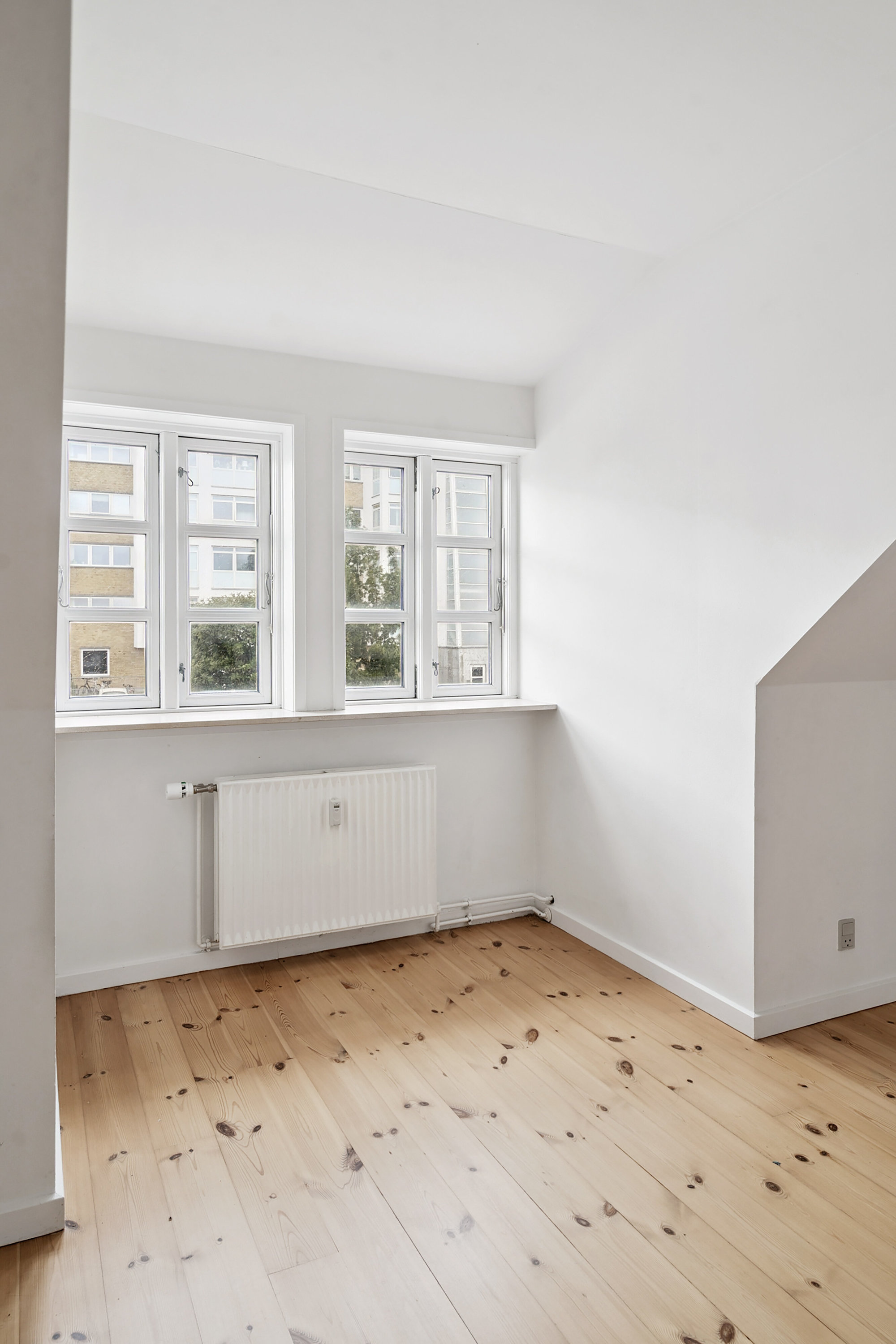 Fremhævet soveværelse billede i fuldskærmstilstand. Billede af Nyborgvej 232A, 5220 Odense SØ