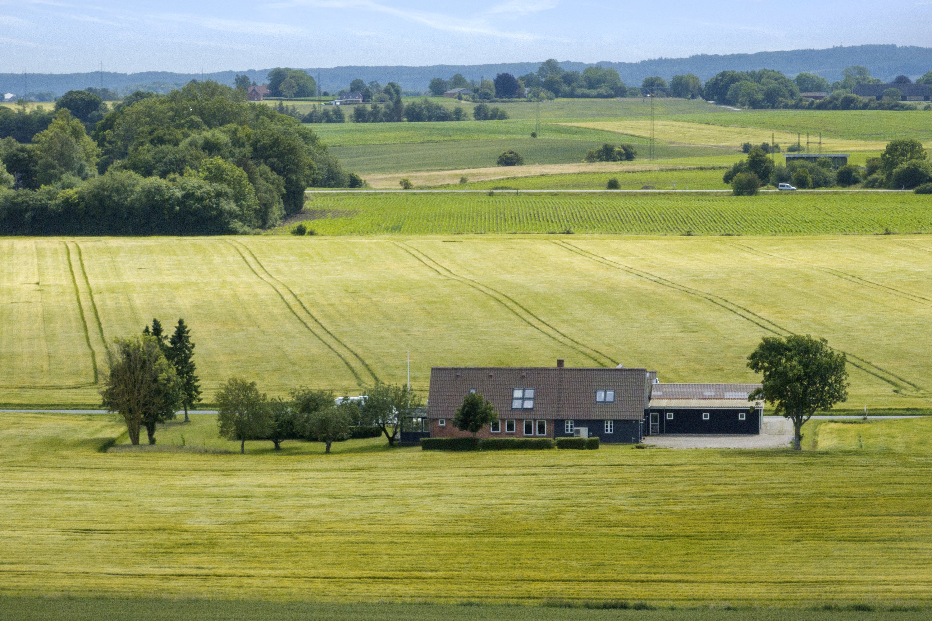Miniaturebillede 1: ejendommen. Billede af Glud Kirkevej 52, Glud, 7130 Juelsminde
