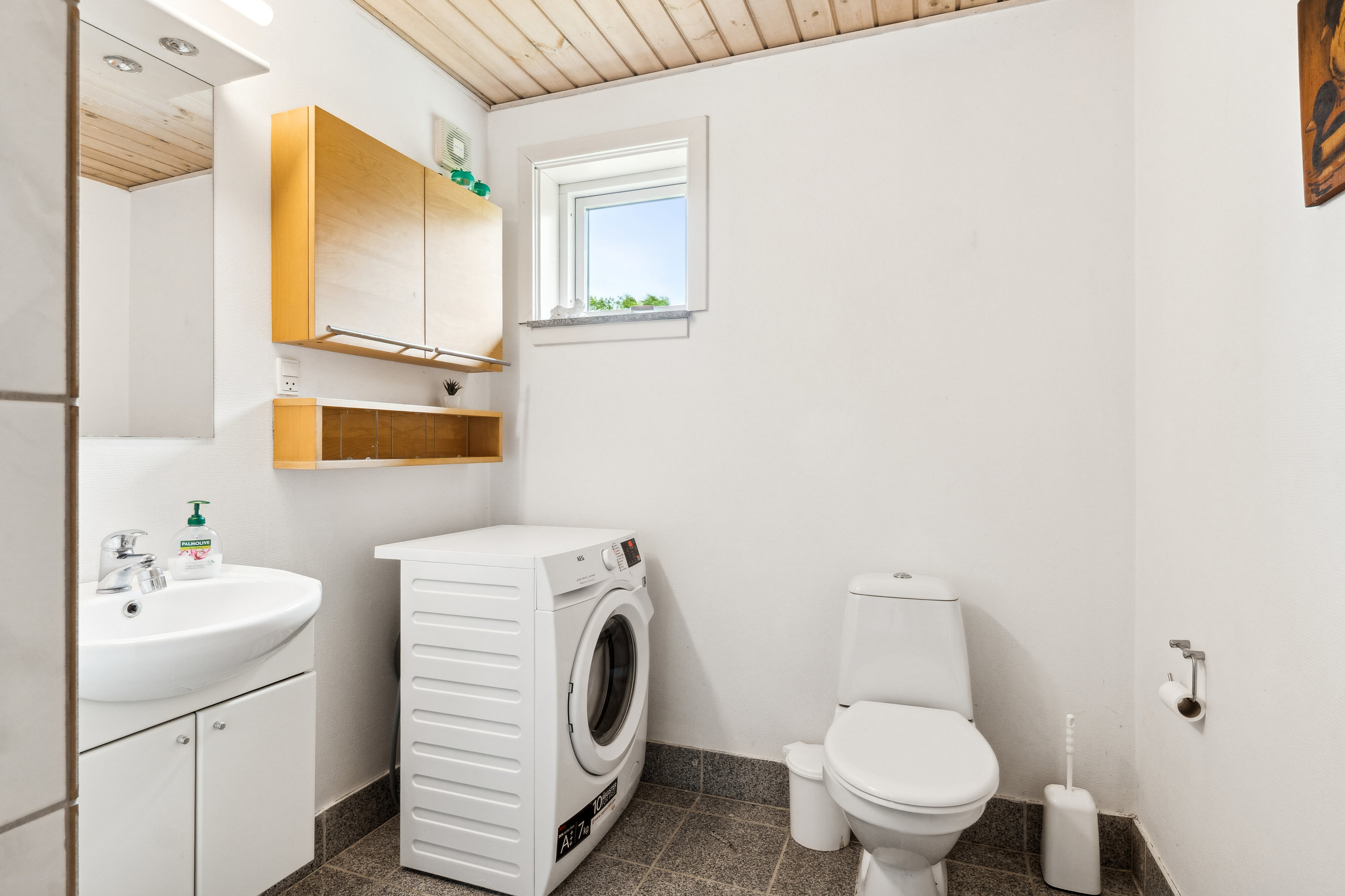 Fremhævet badeværelse billede i fuldskærmstilstand. Billede af Høve Stræde 8D, 4550 Asnæs