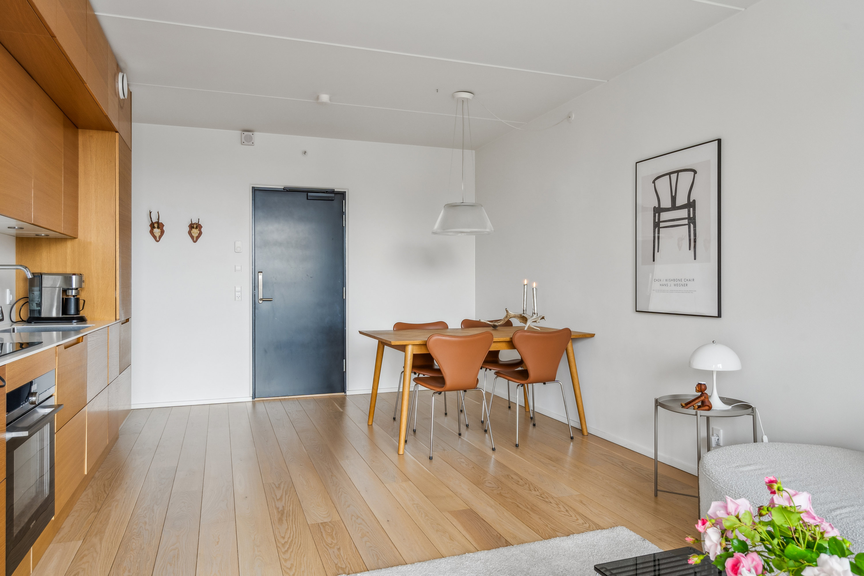 Fremhævet stue billede i fuldskærmstilstand. Billede af Irma Pedersens Gade 29, 4. 3., 8000 Aarhus C