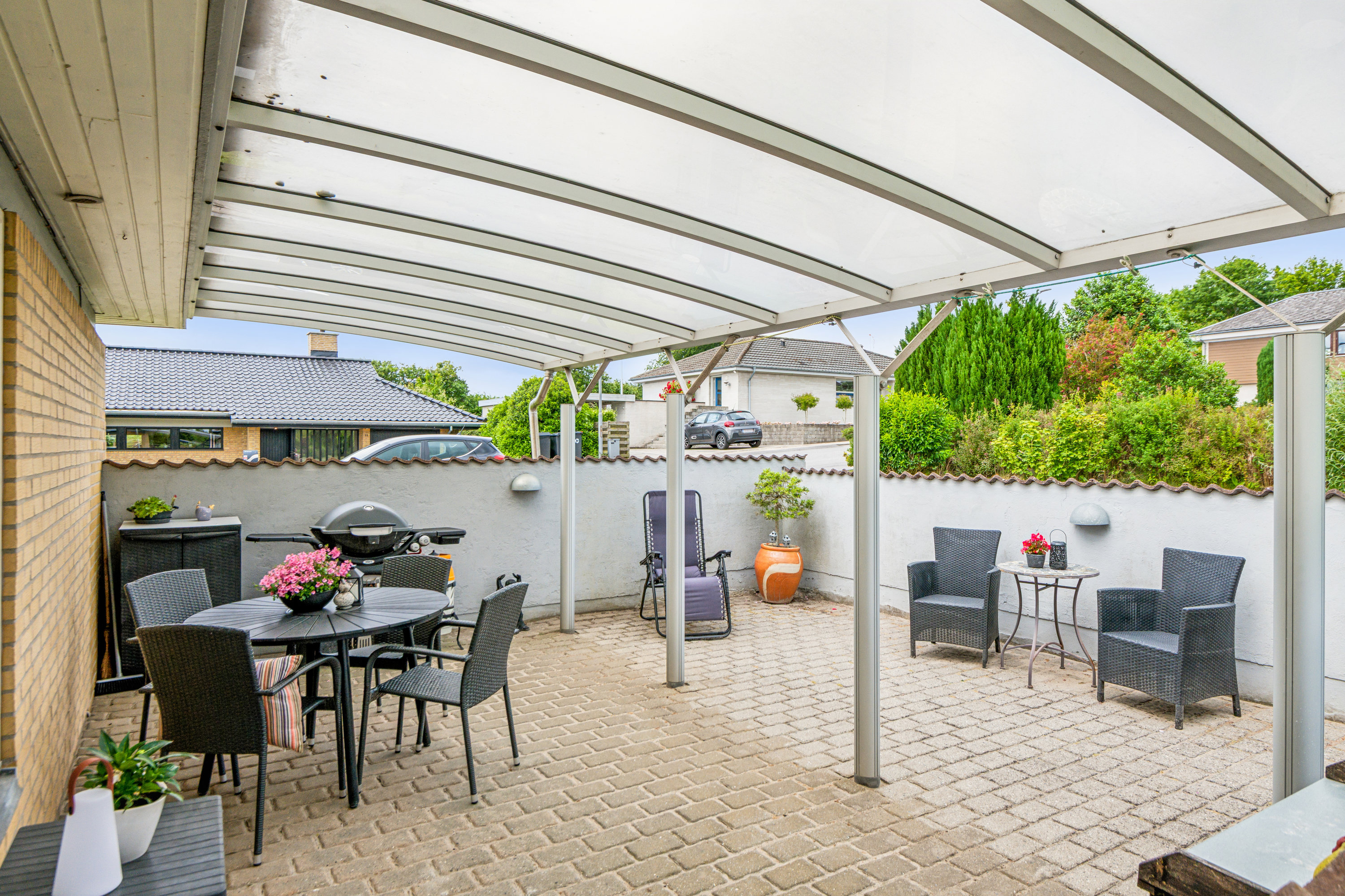 Fremhævet terrasse billede i fuldskærmstilstand. Billede af Skiverenvej 12, 9220 Aalborg Øst