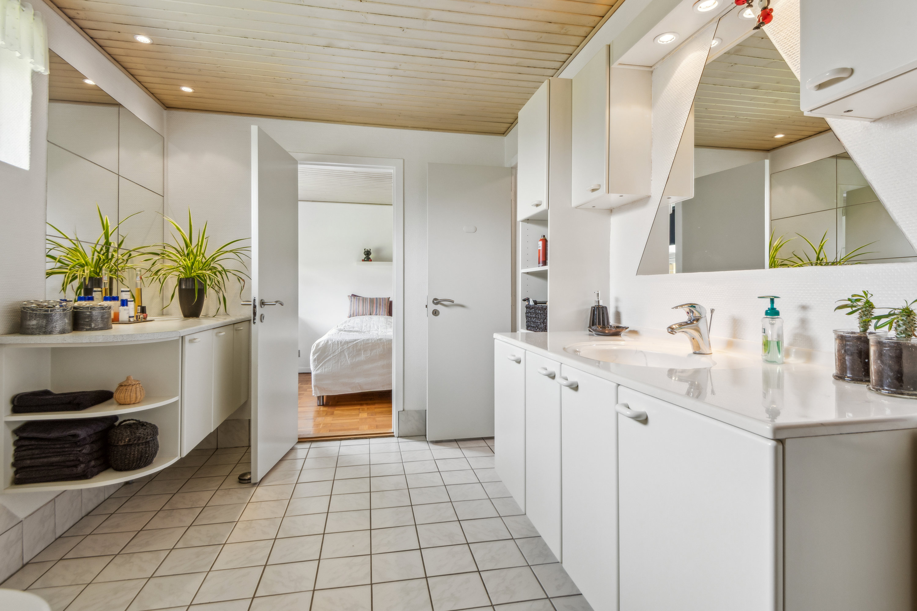 Fremhævet køkken billede i fuldskærmstilstand. Billede af Skiverenvej 12, 9220 Aalborg Øst