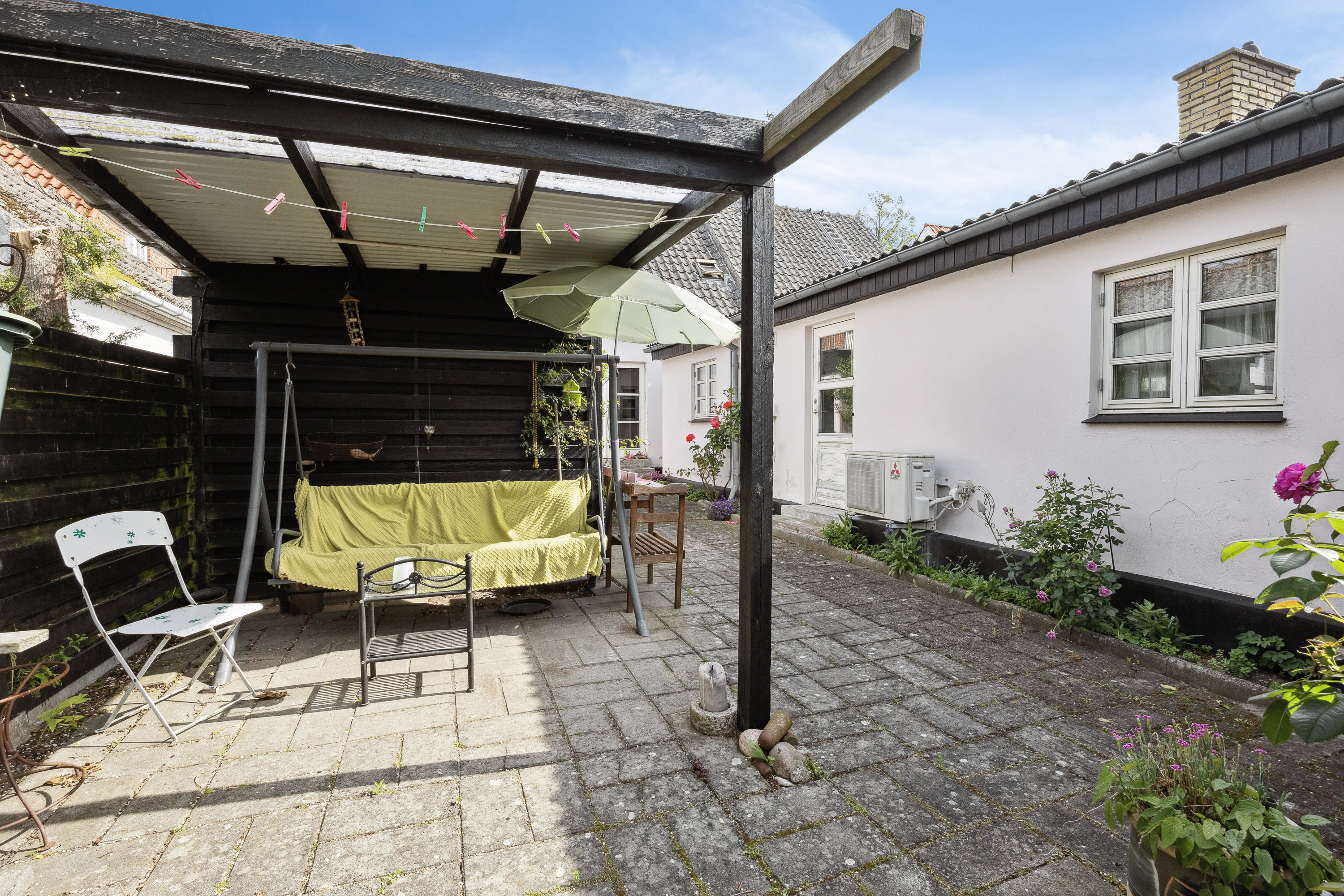 Miniaturebillede 2: ejendom 1. Billede af Østergade 26, 4660 Store Heddinge