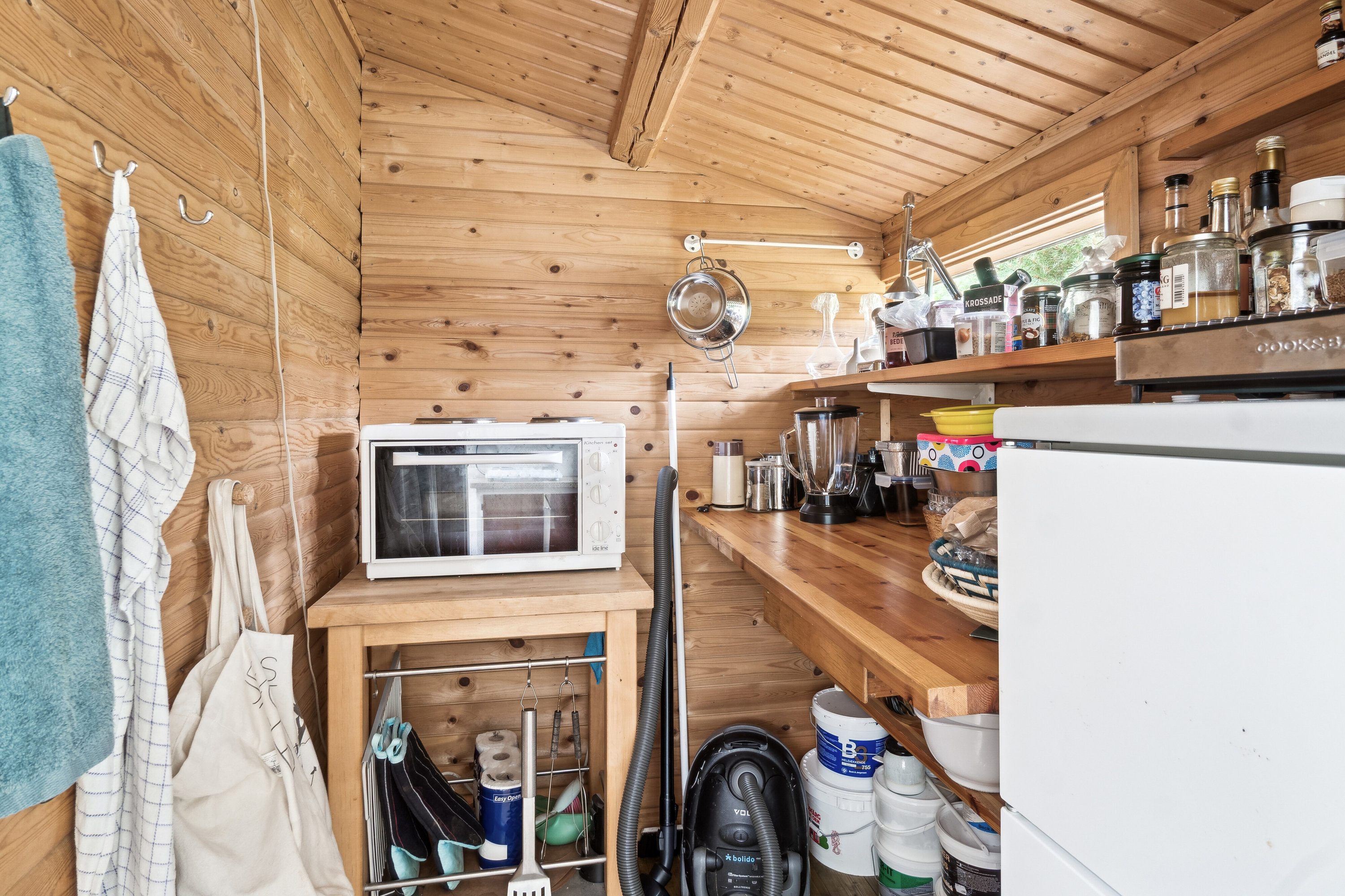 Fremhævet køkken billede i fuldskærmstilstand. Billede af Rørvig Kirkevej 27, 4581 Rørvig