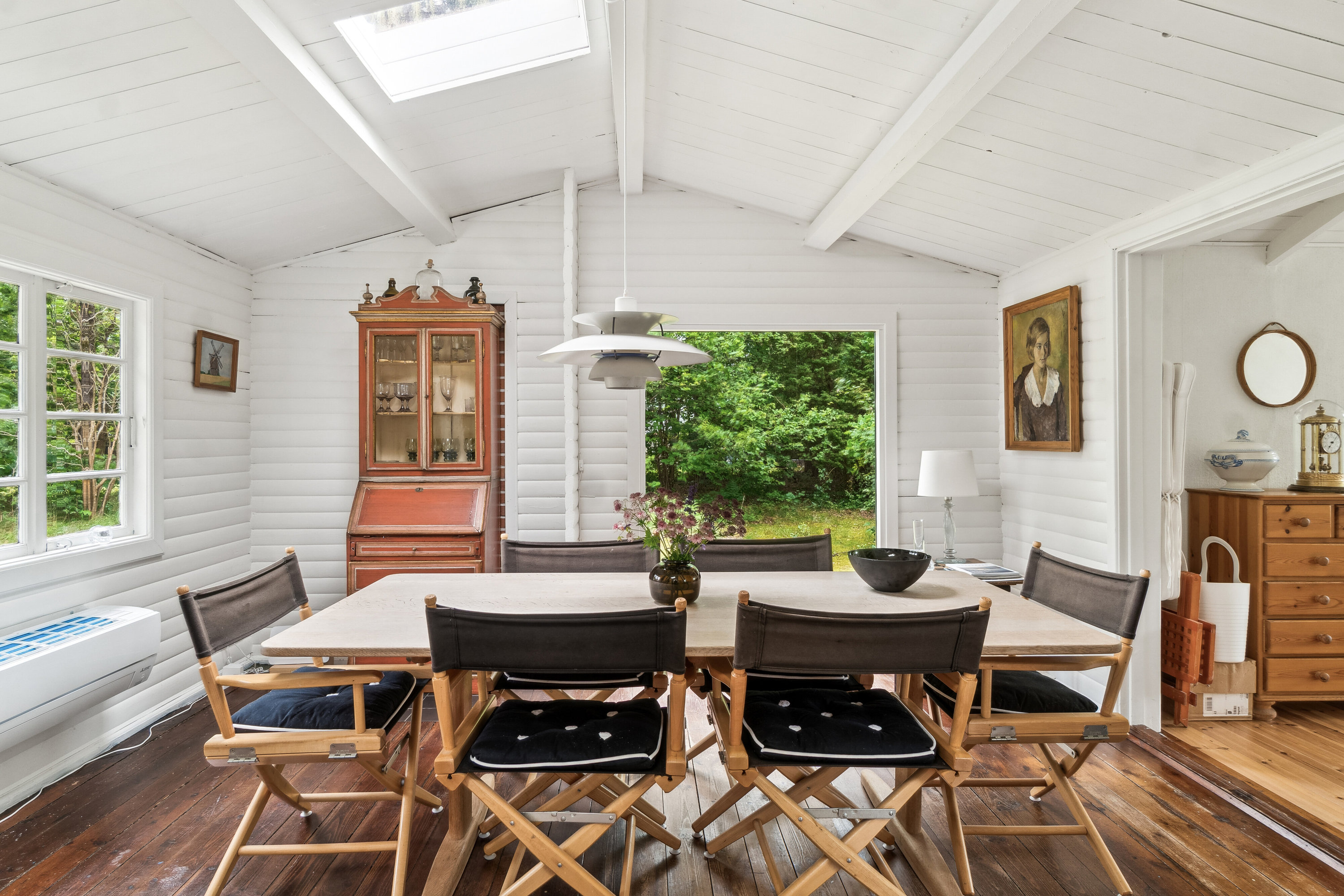 Fremhævet spisestue billede i fuldskærmstilstand. Billede af Rørvig Kirkevej 27, 4581 Rørvig